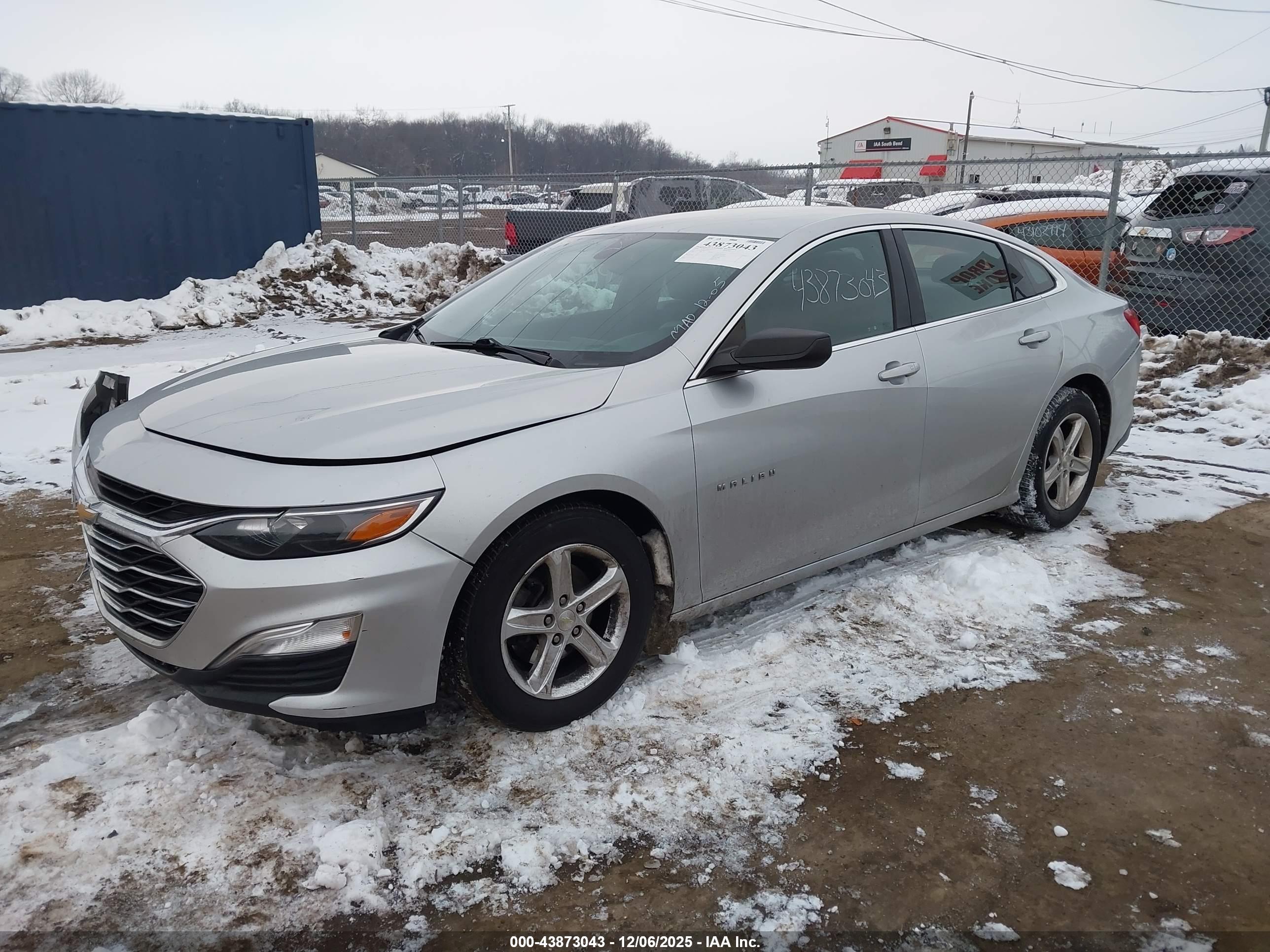 CHEVROLET MALIBU image 2