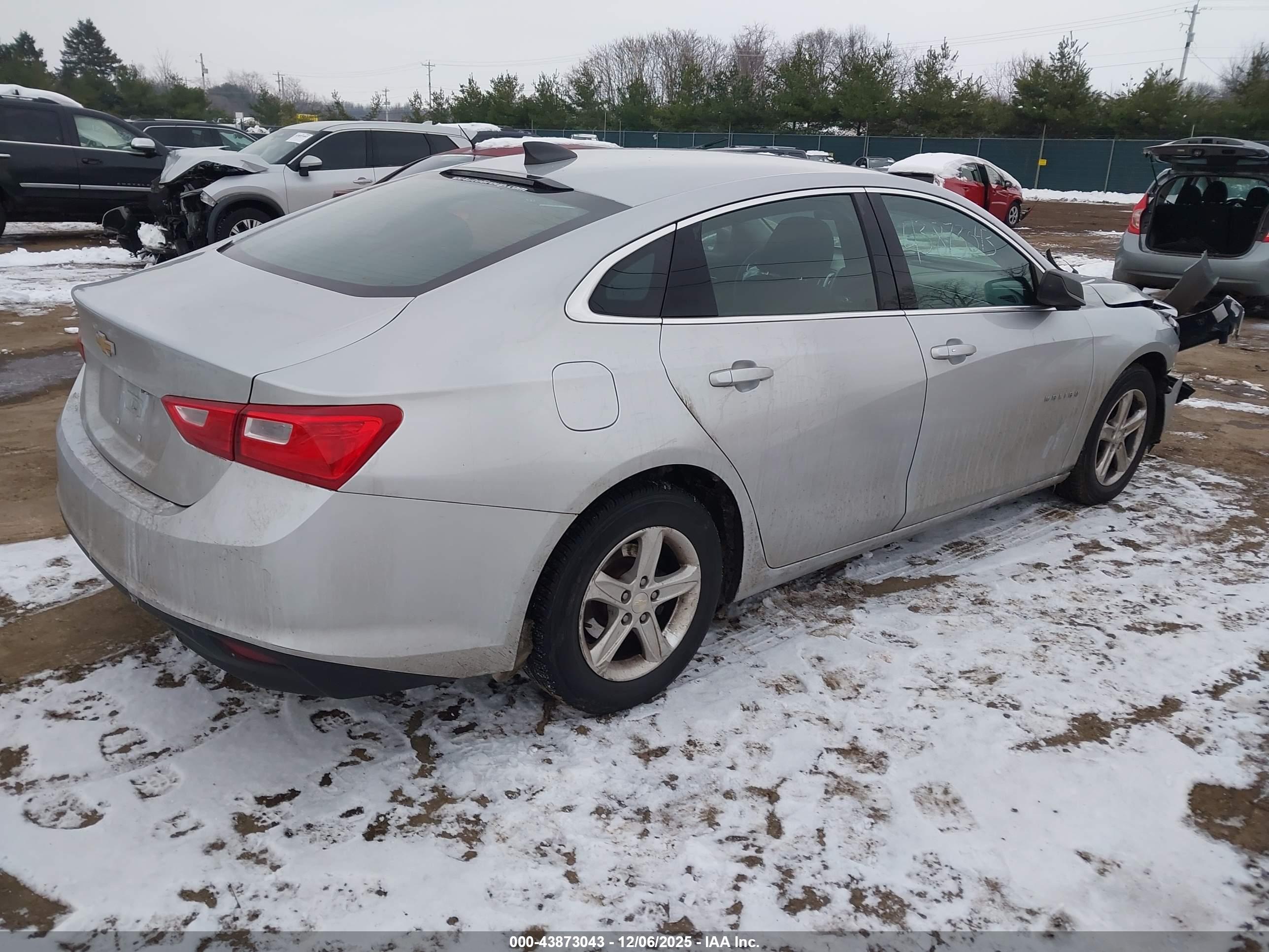 CHEVROLET MALIBU image 4