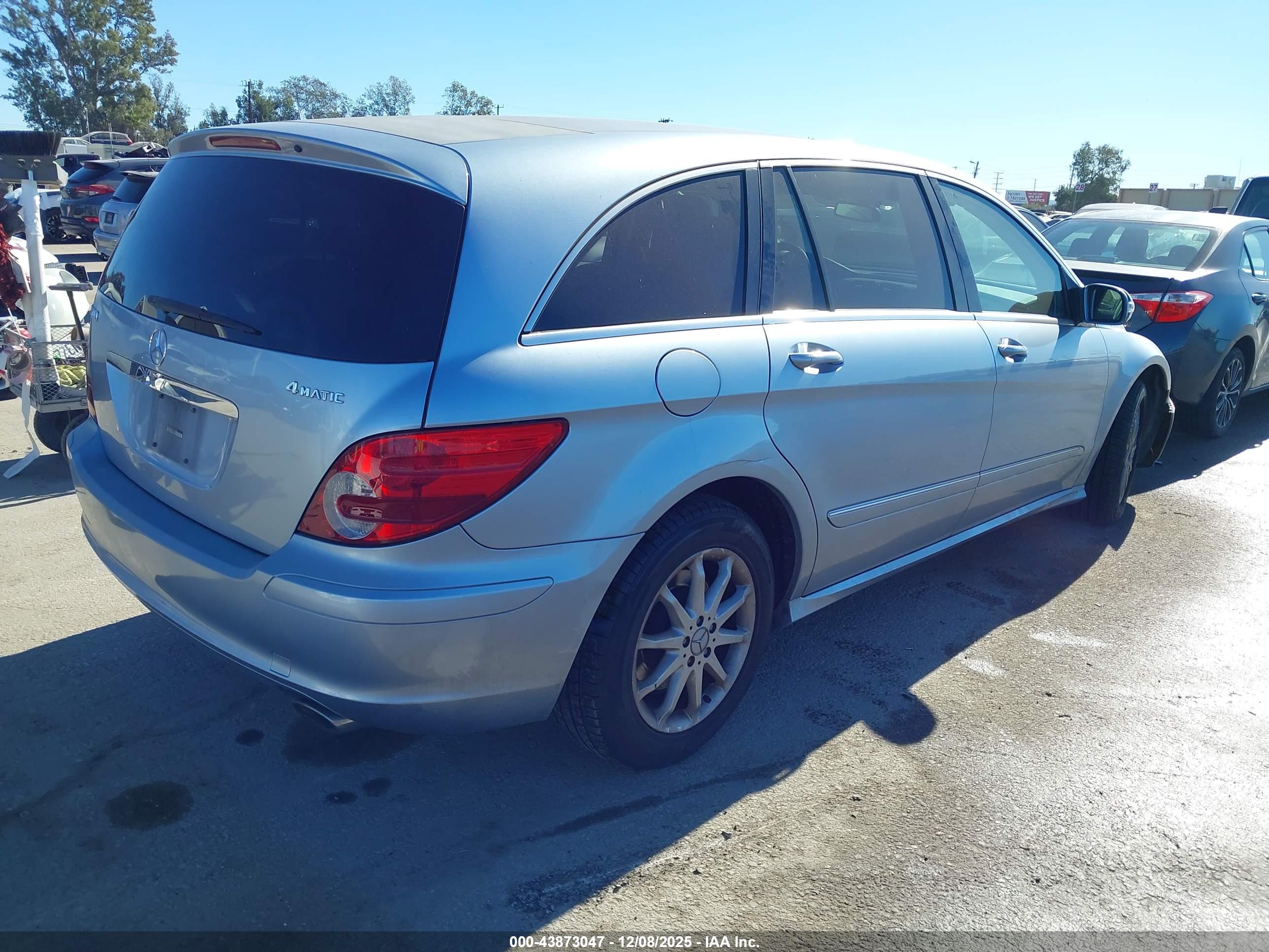 MERCEDES-BENZ R image 4