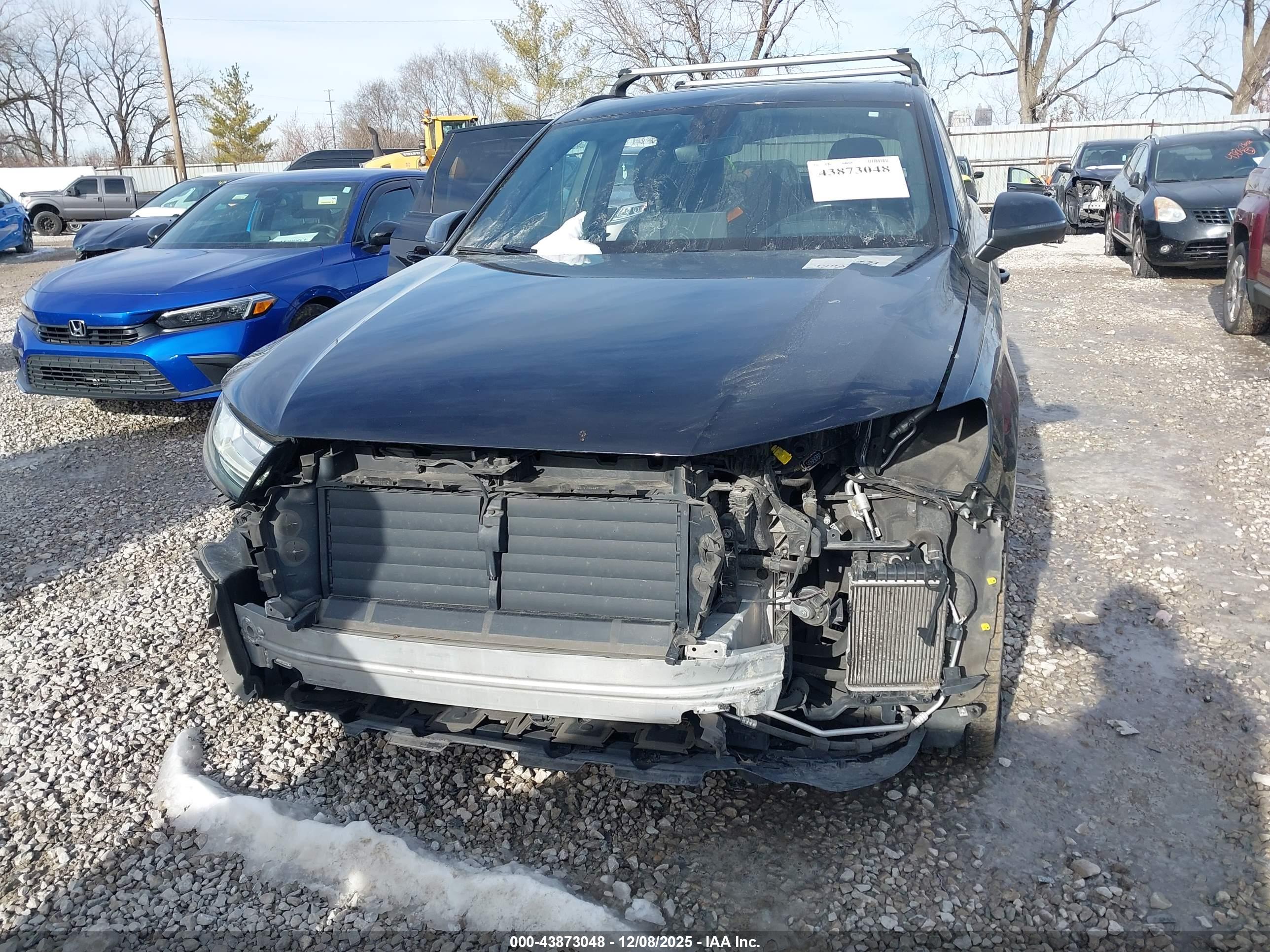 AUDI Q7 image 6
