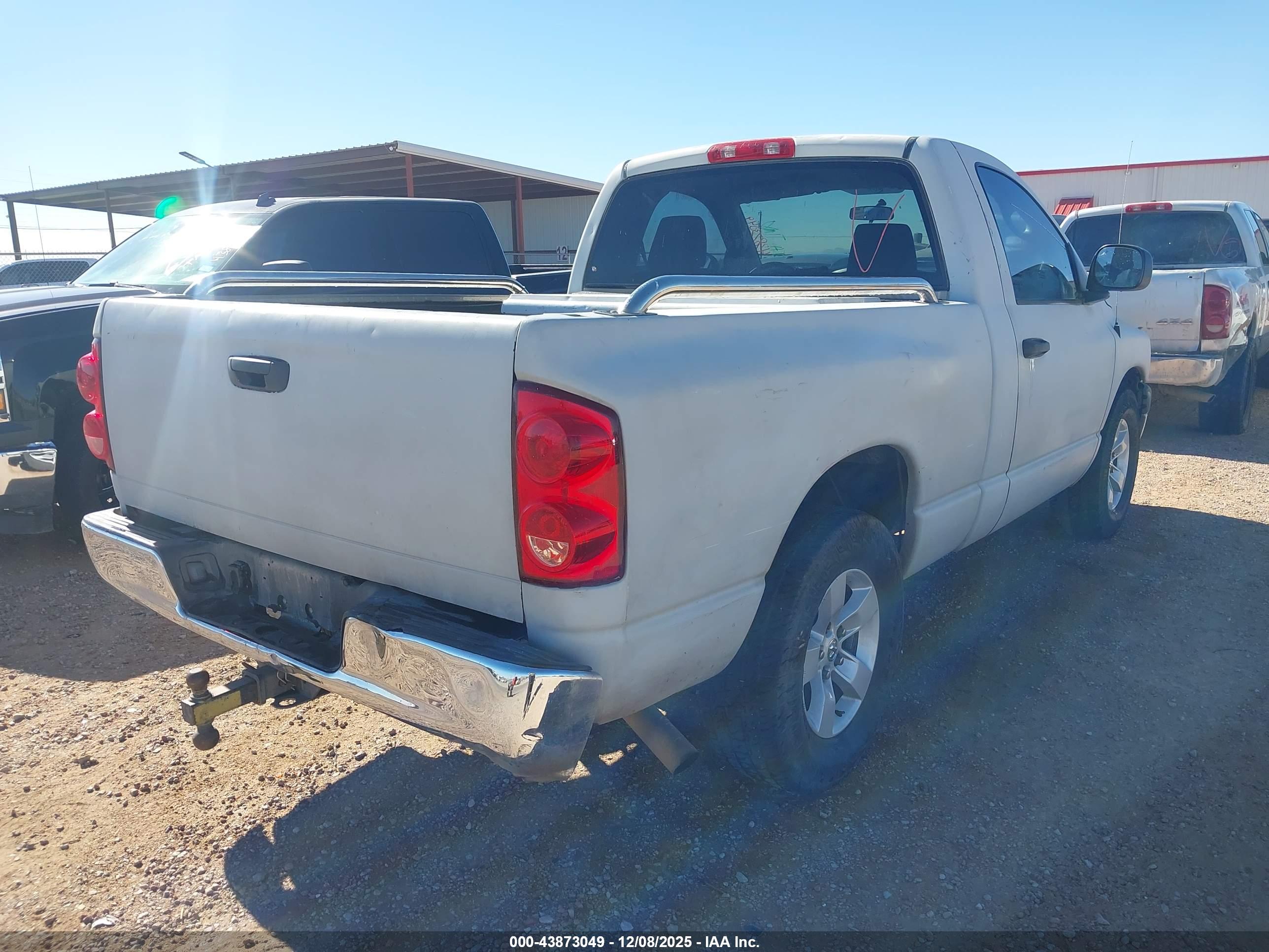 DODGE RAM image 4