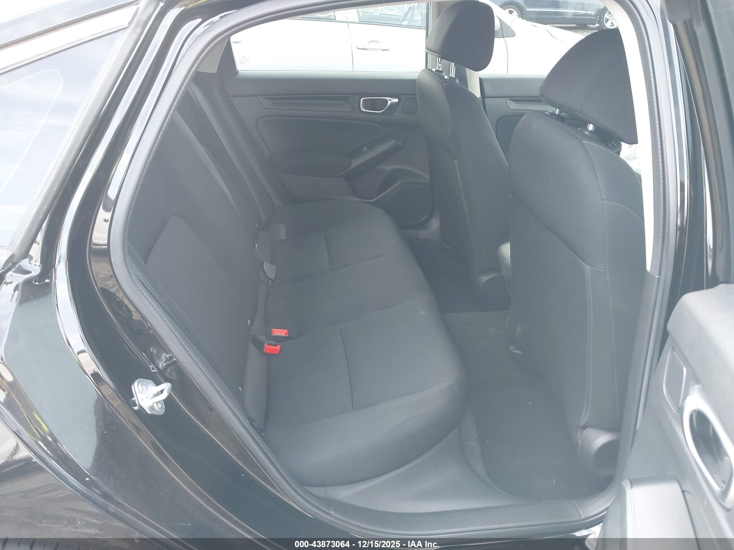 HONDA CIVIC image 8