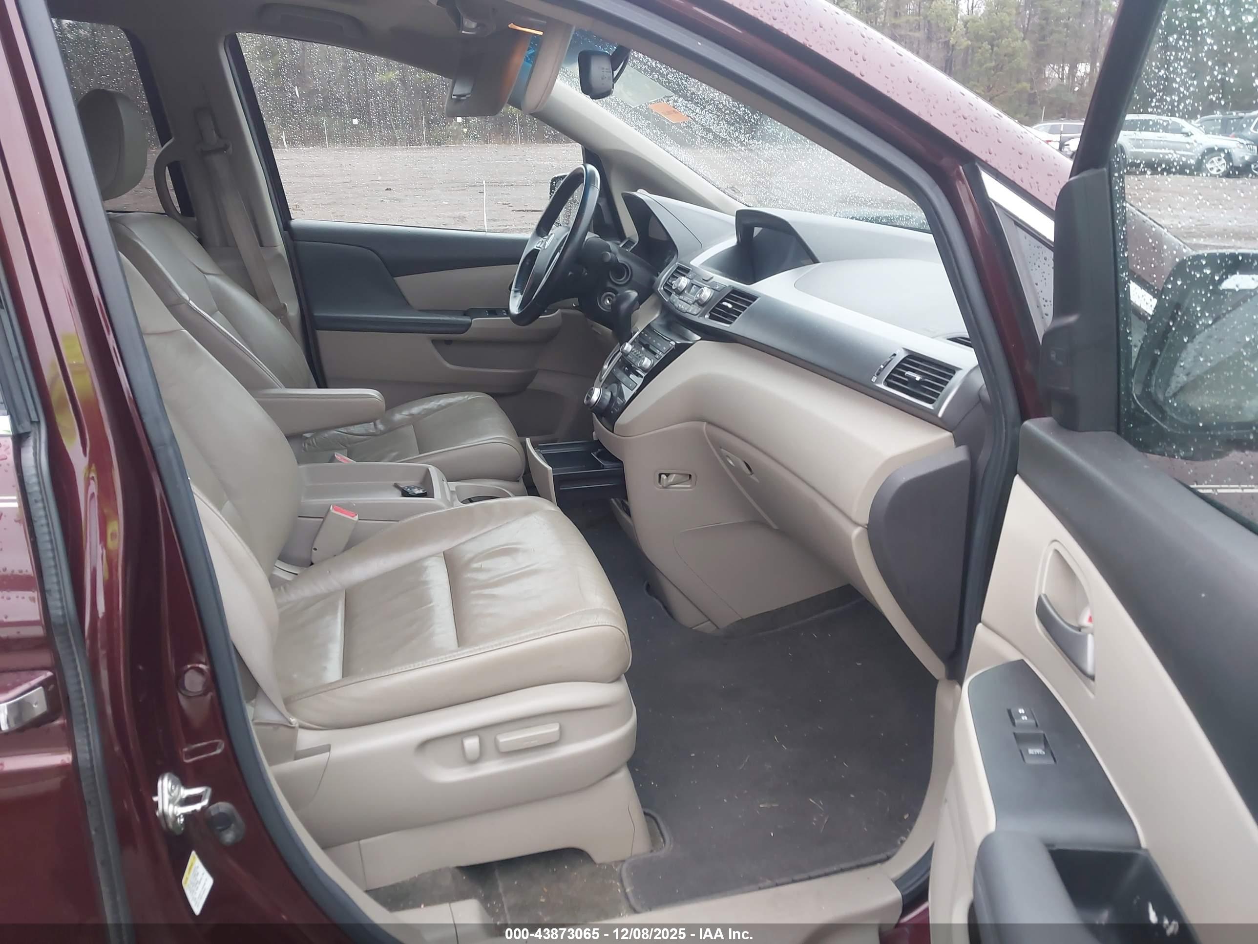 HONDA ODYSSEY image 5