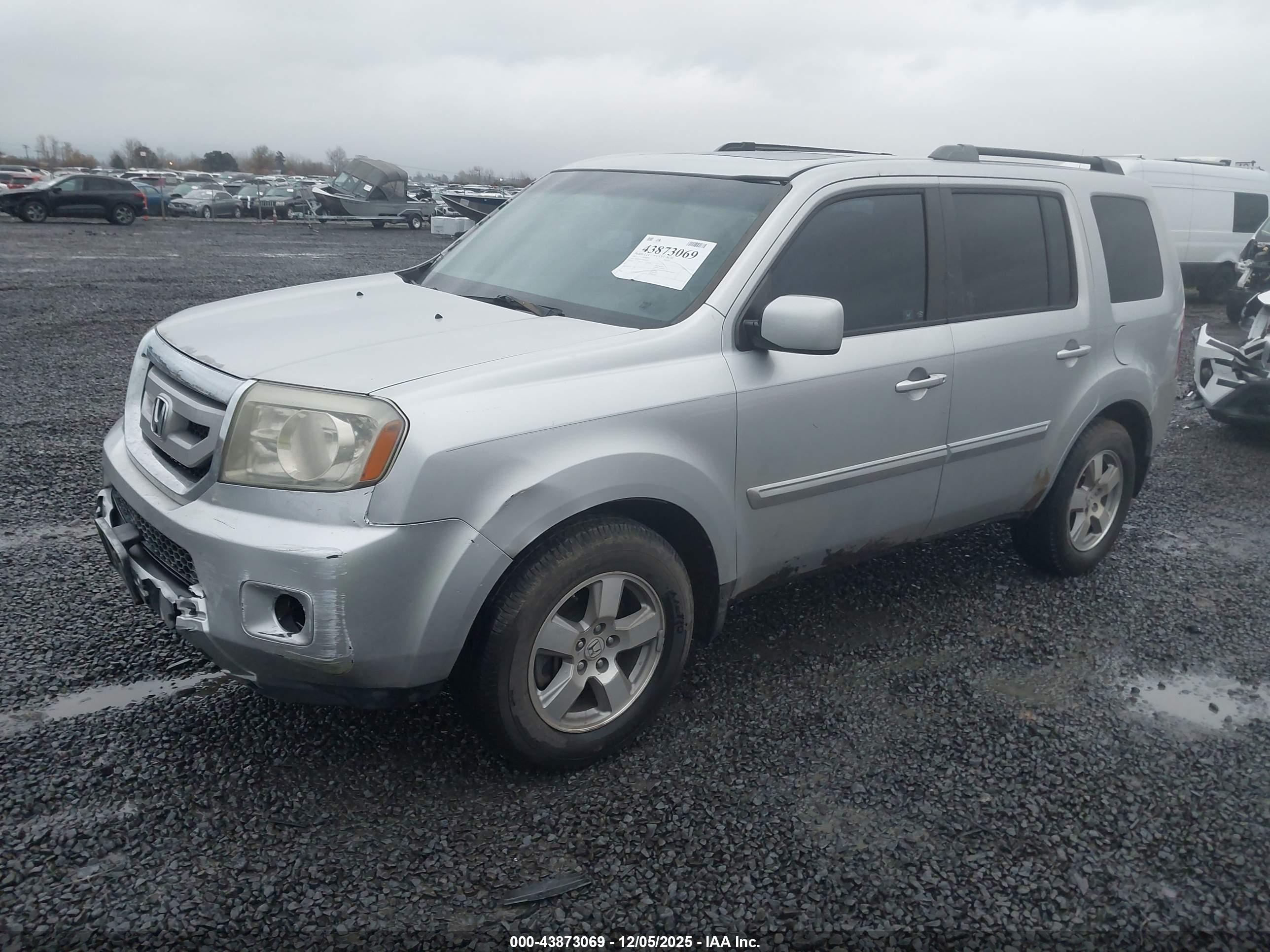 HONDA PILOT image 2