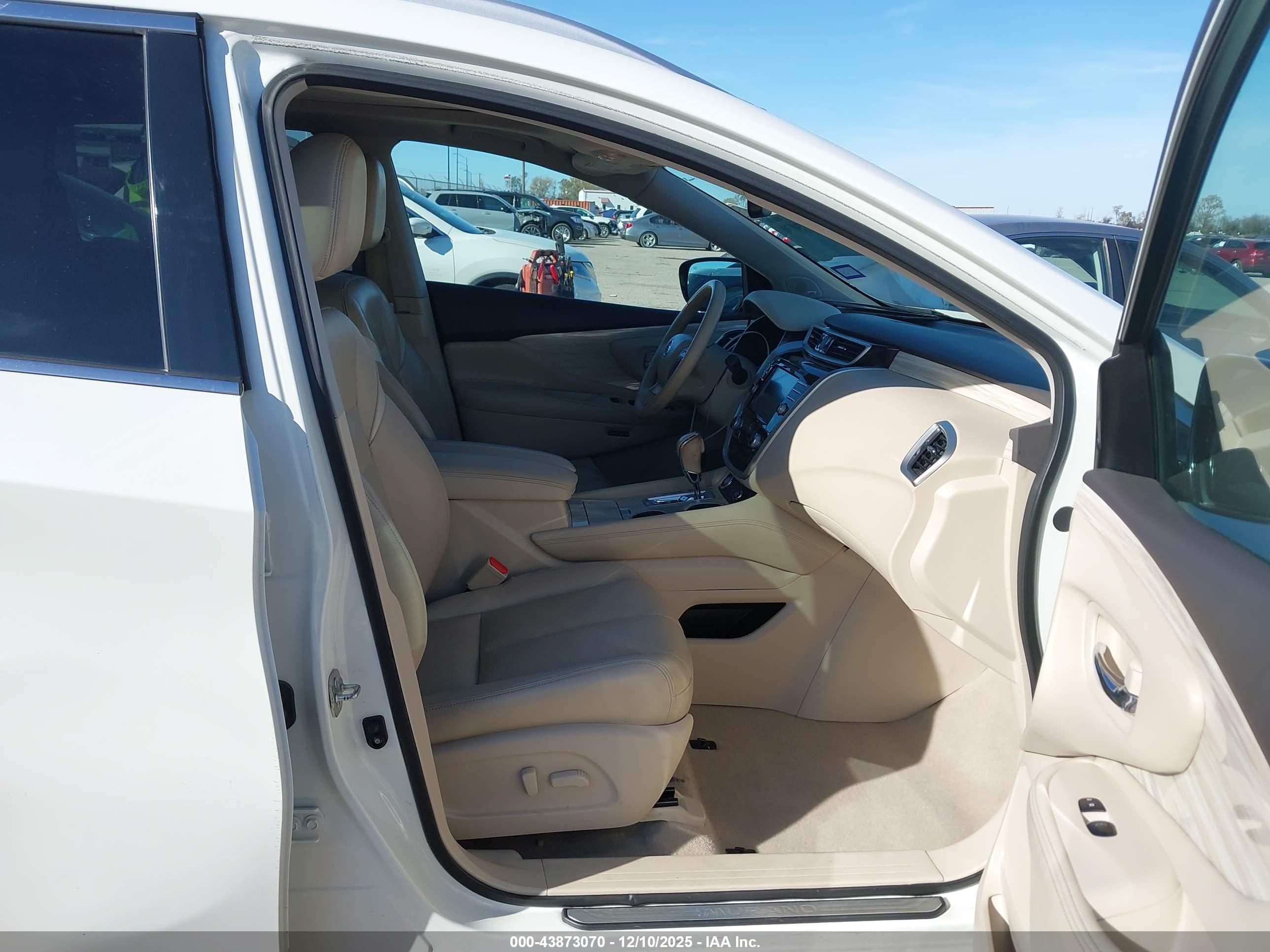 NISSAN MURANO image 5