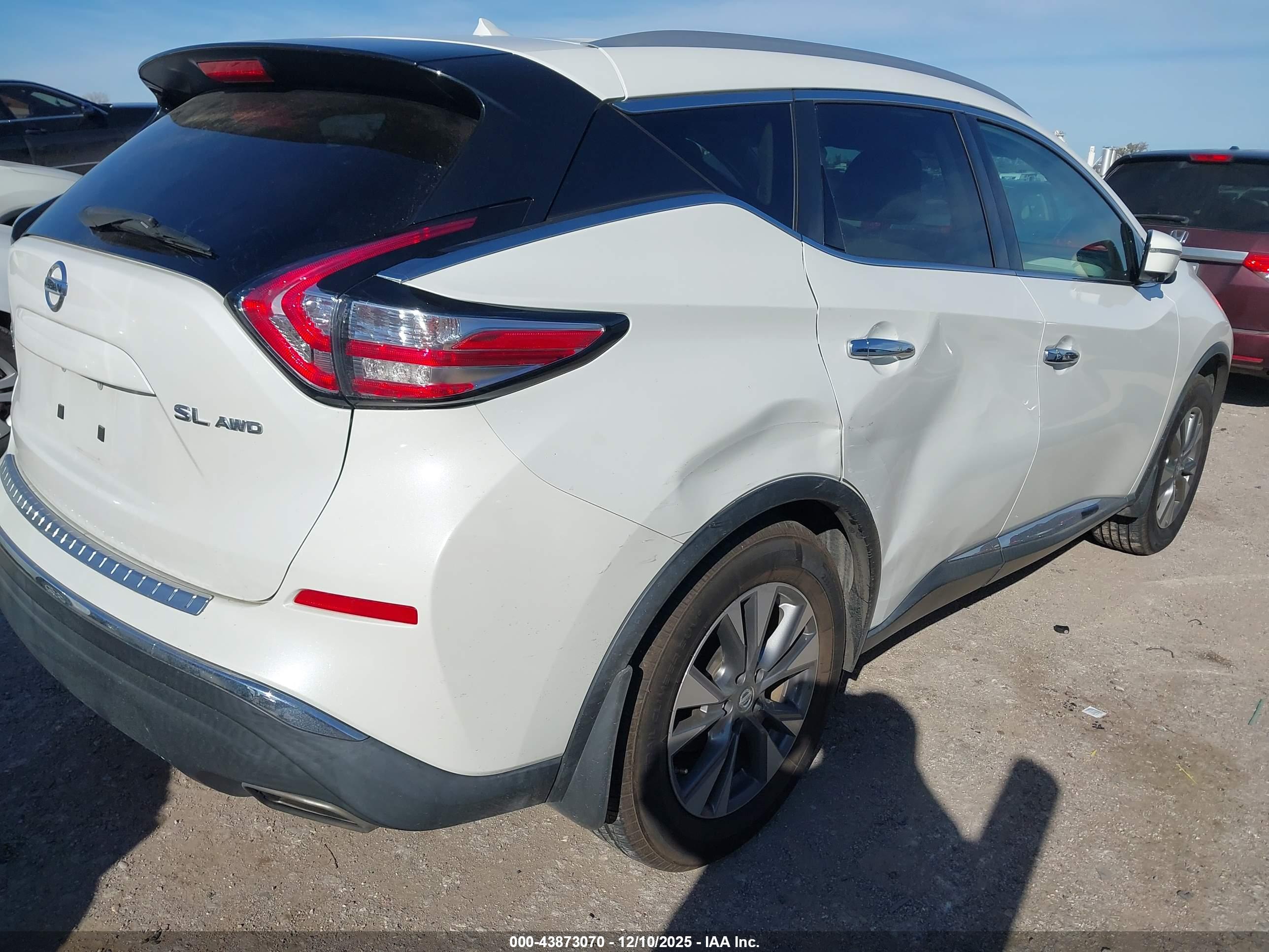 NISSAN MURANO image 6