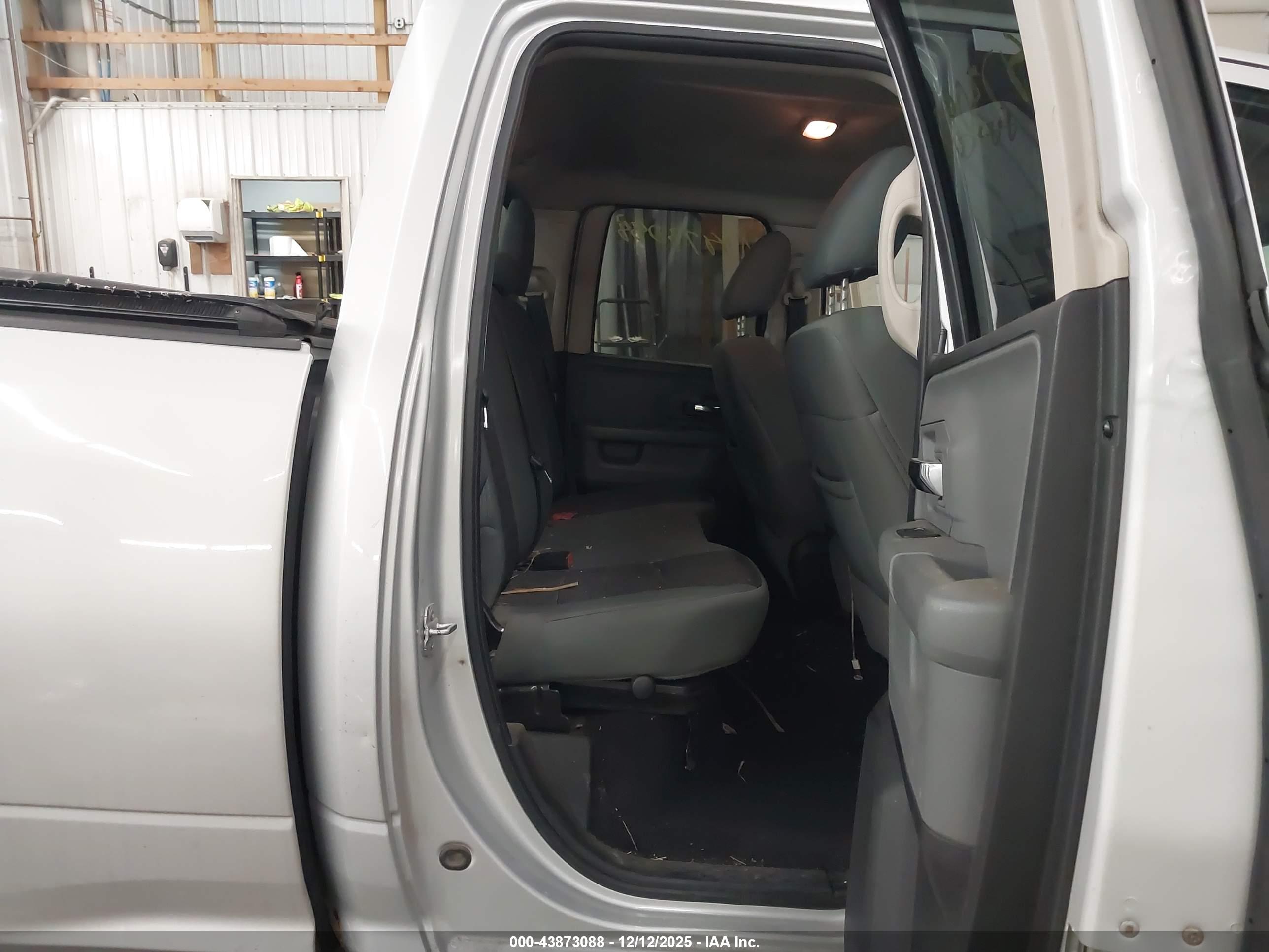 RAM 1500 image 8