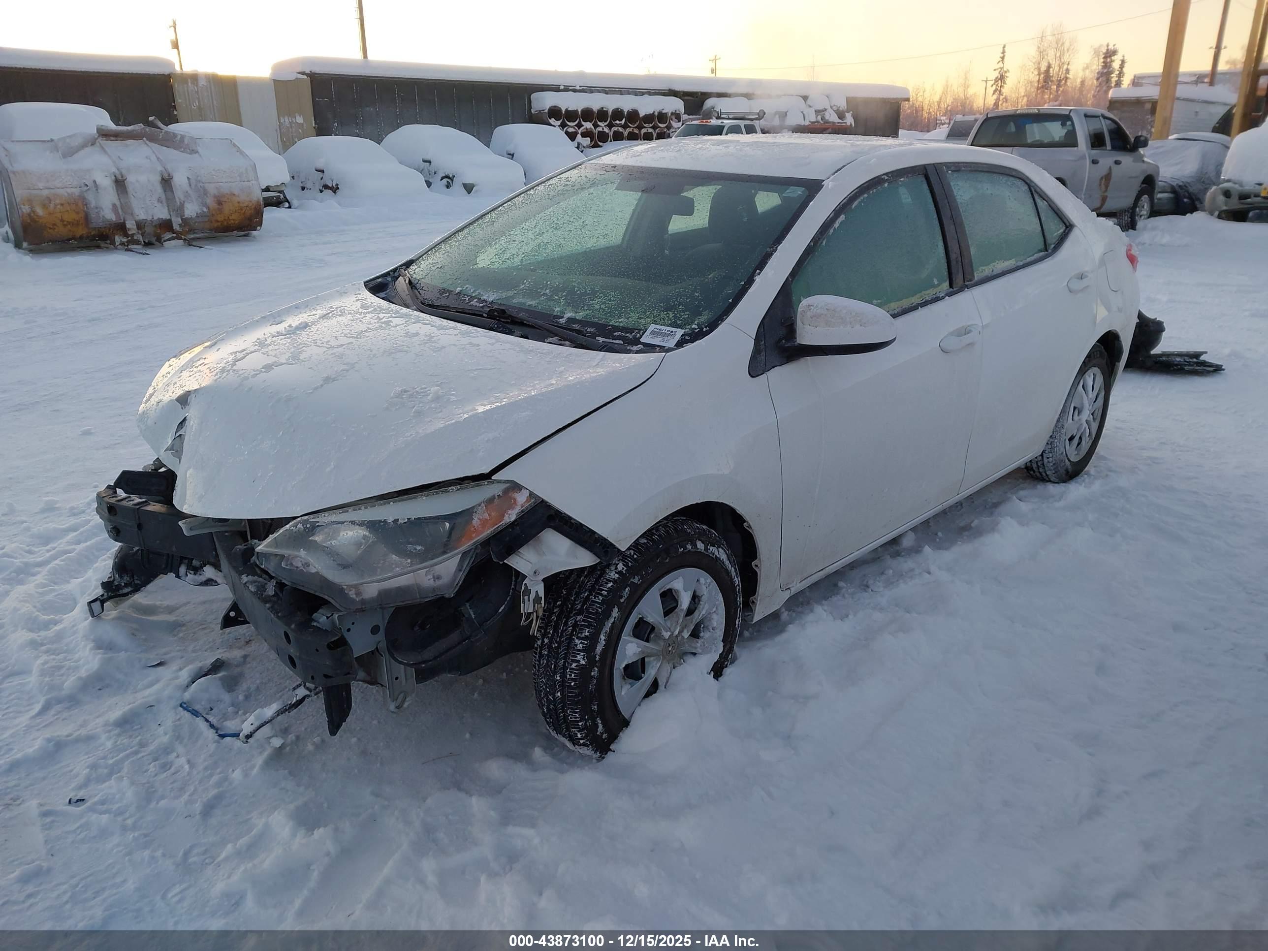TOYOTA COROLLA image 2