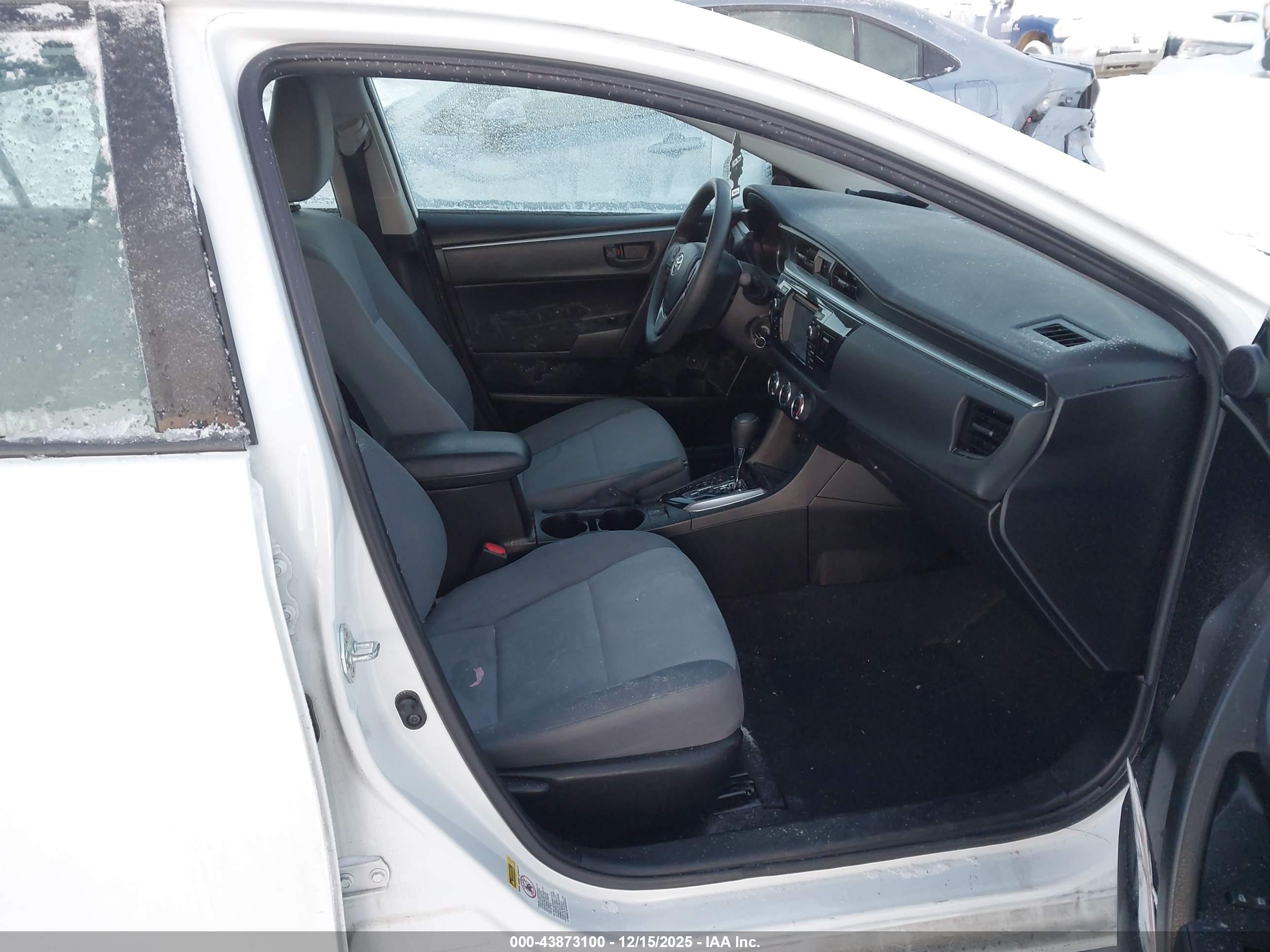TOYOTA COROLLA image 5