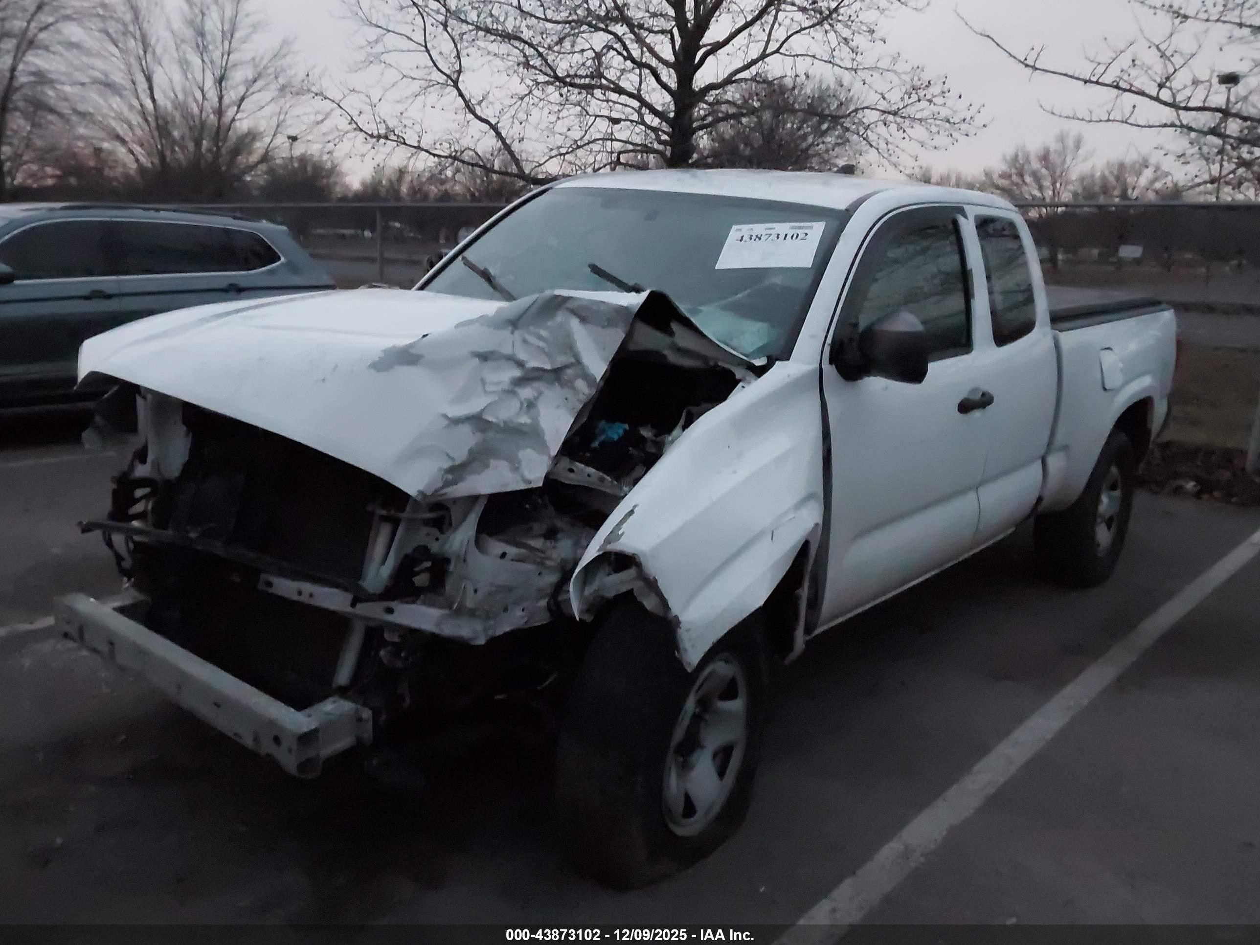 TOYOTA TACOMA image 2