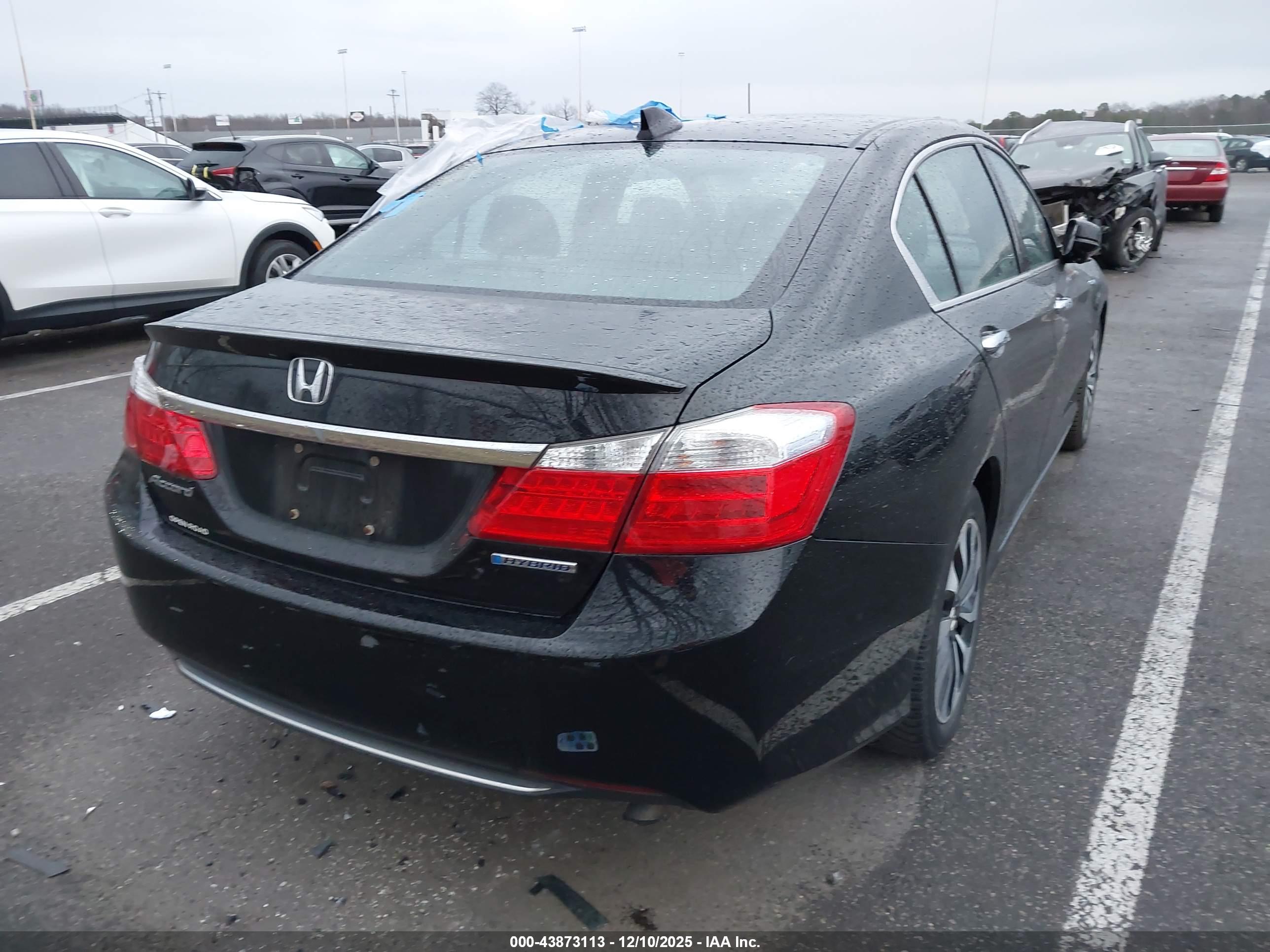 HONDA ACCORD image 4
