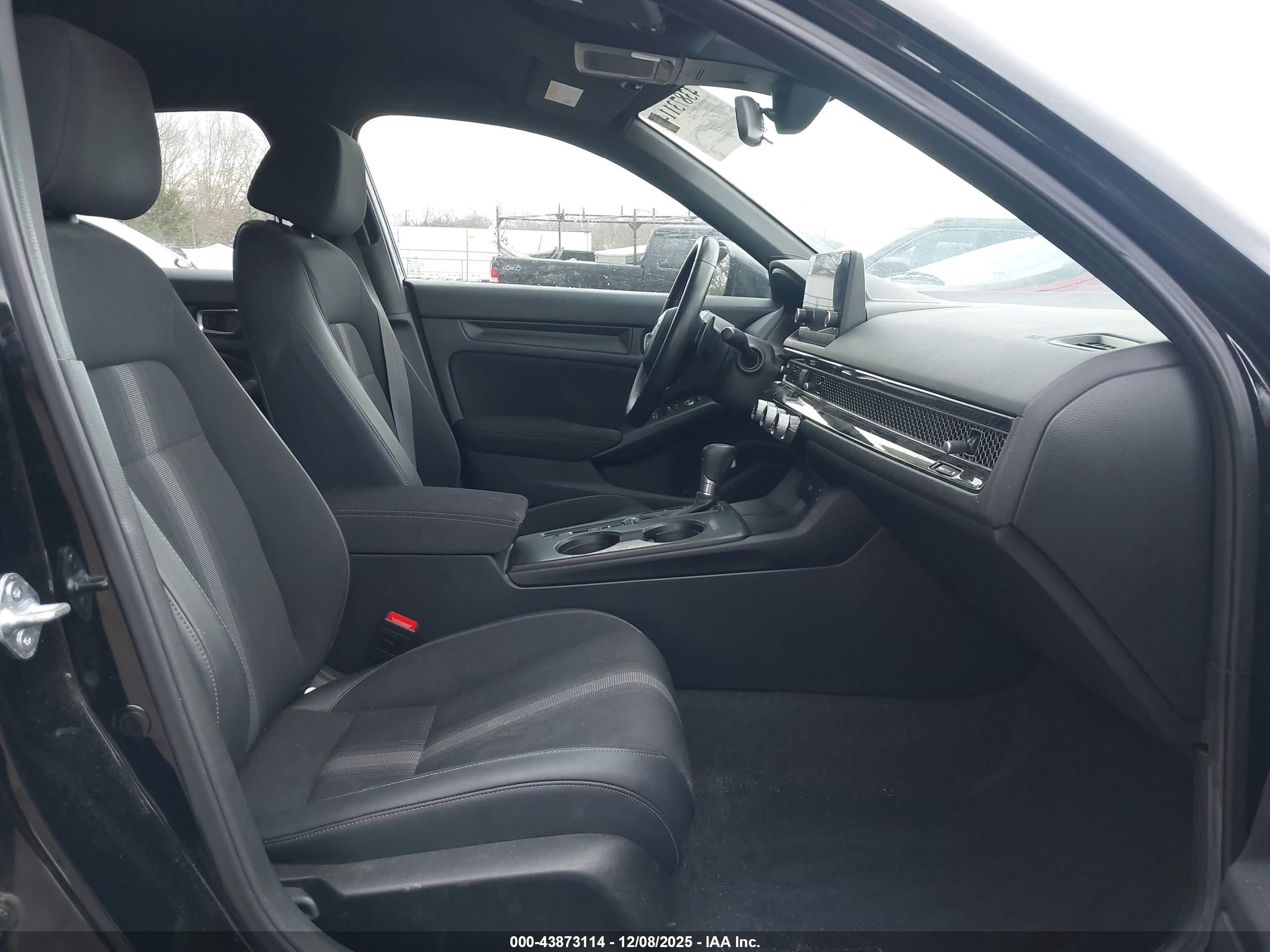 HONDA CIVIC image 5