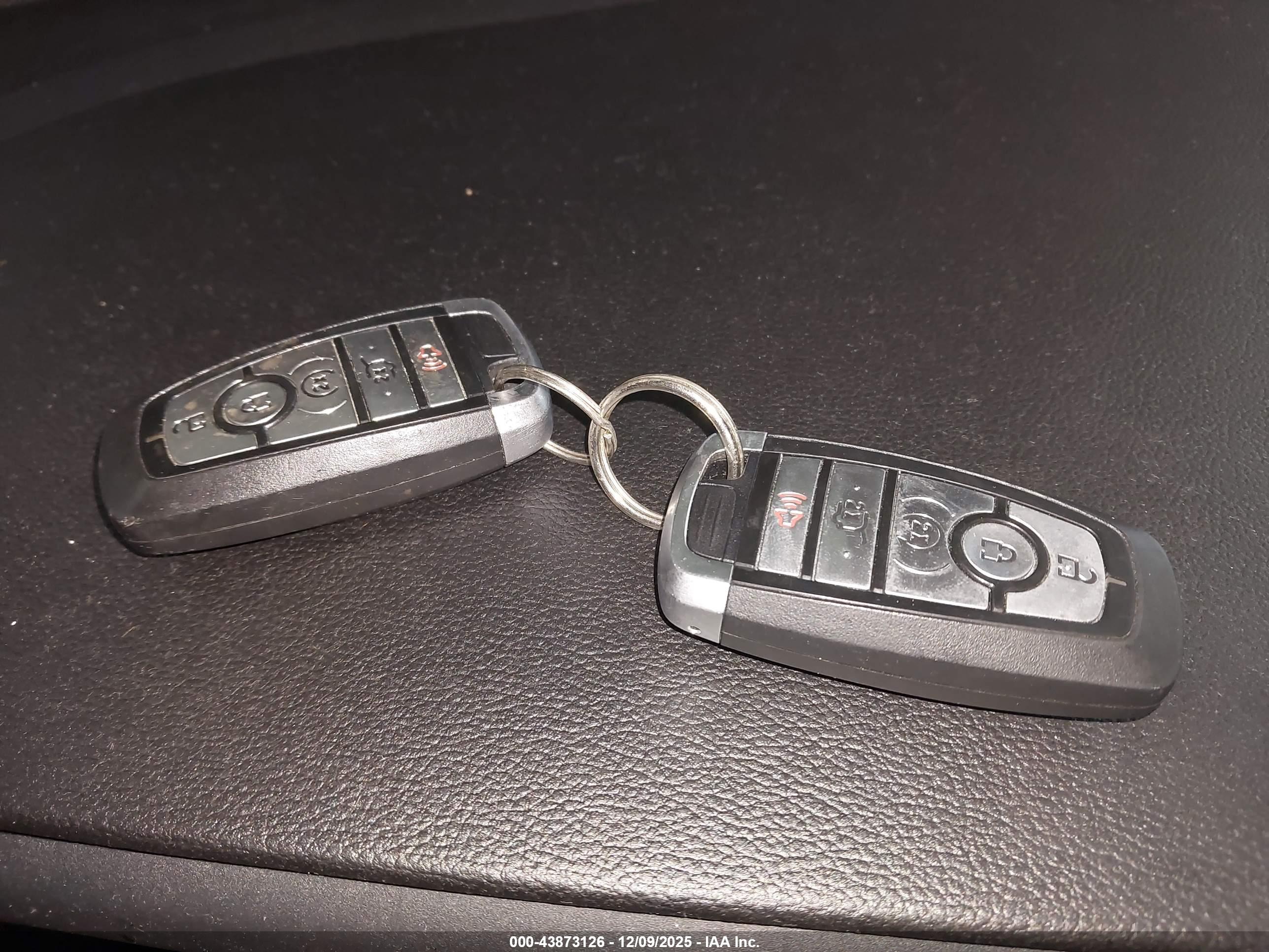FORD EXPLORER image 11
