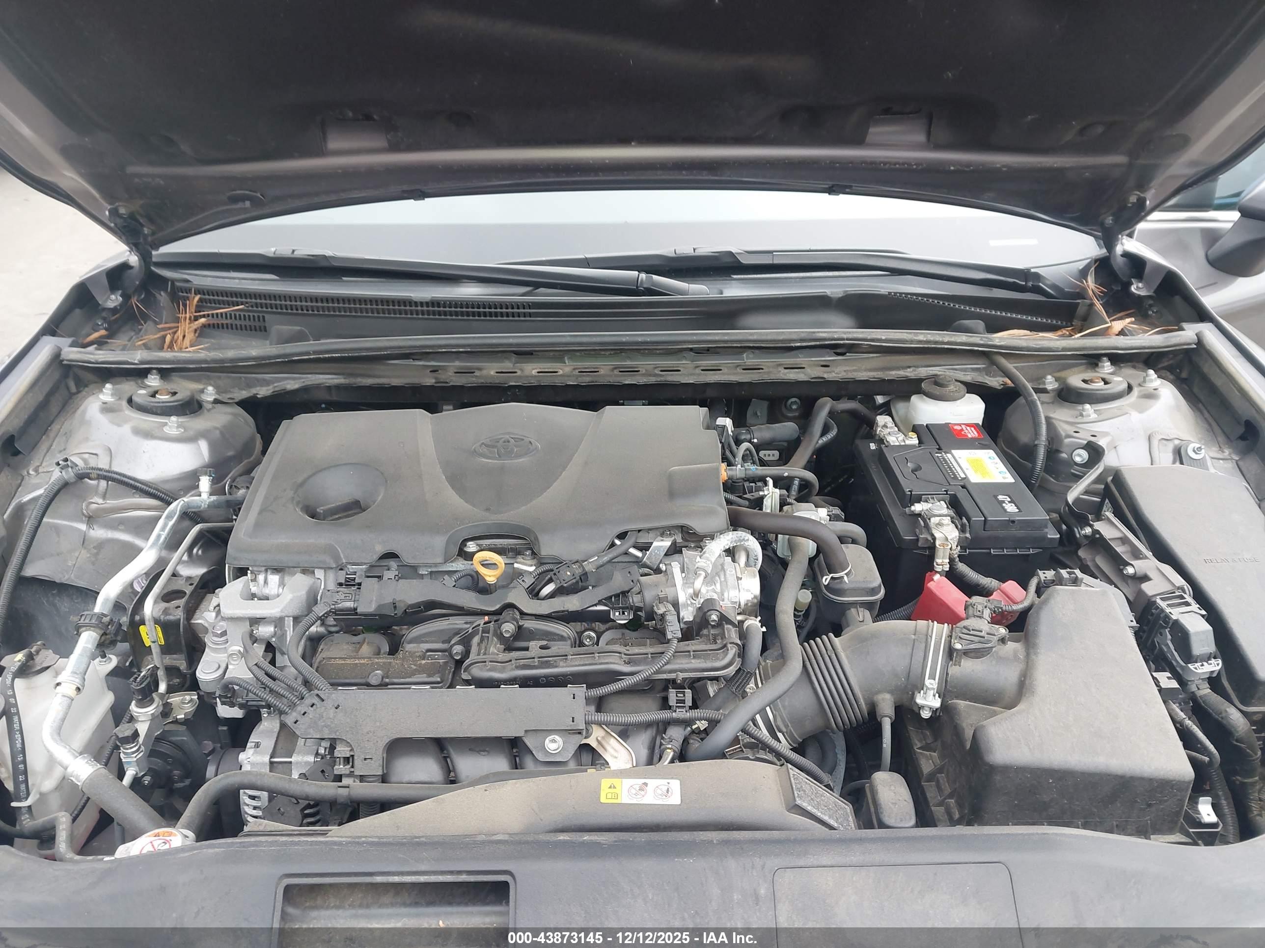 TOYOTA CAMRY image 10