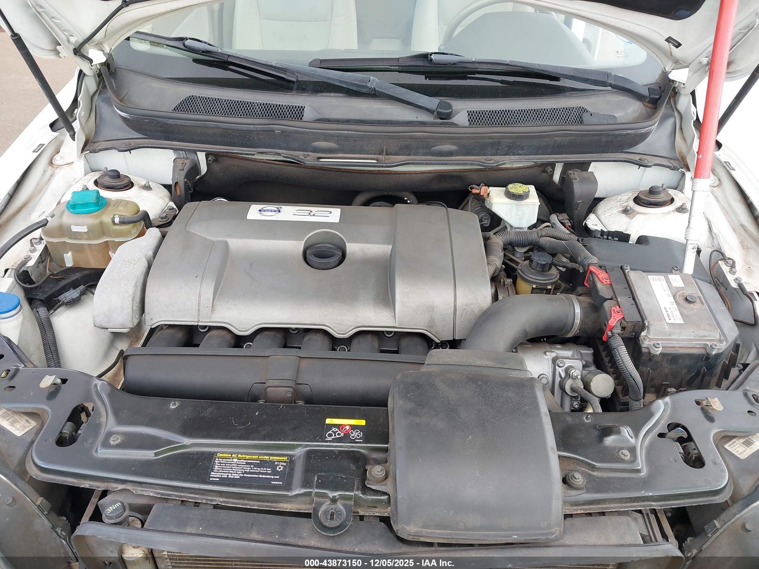 VOLVO XC90 image 10