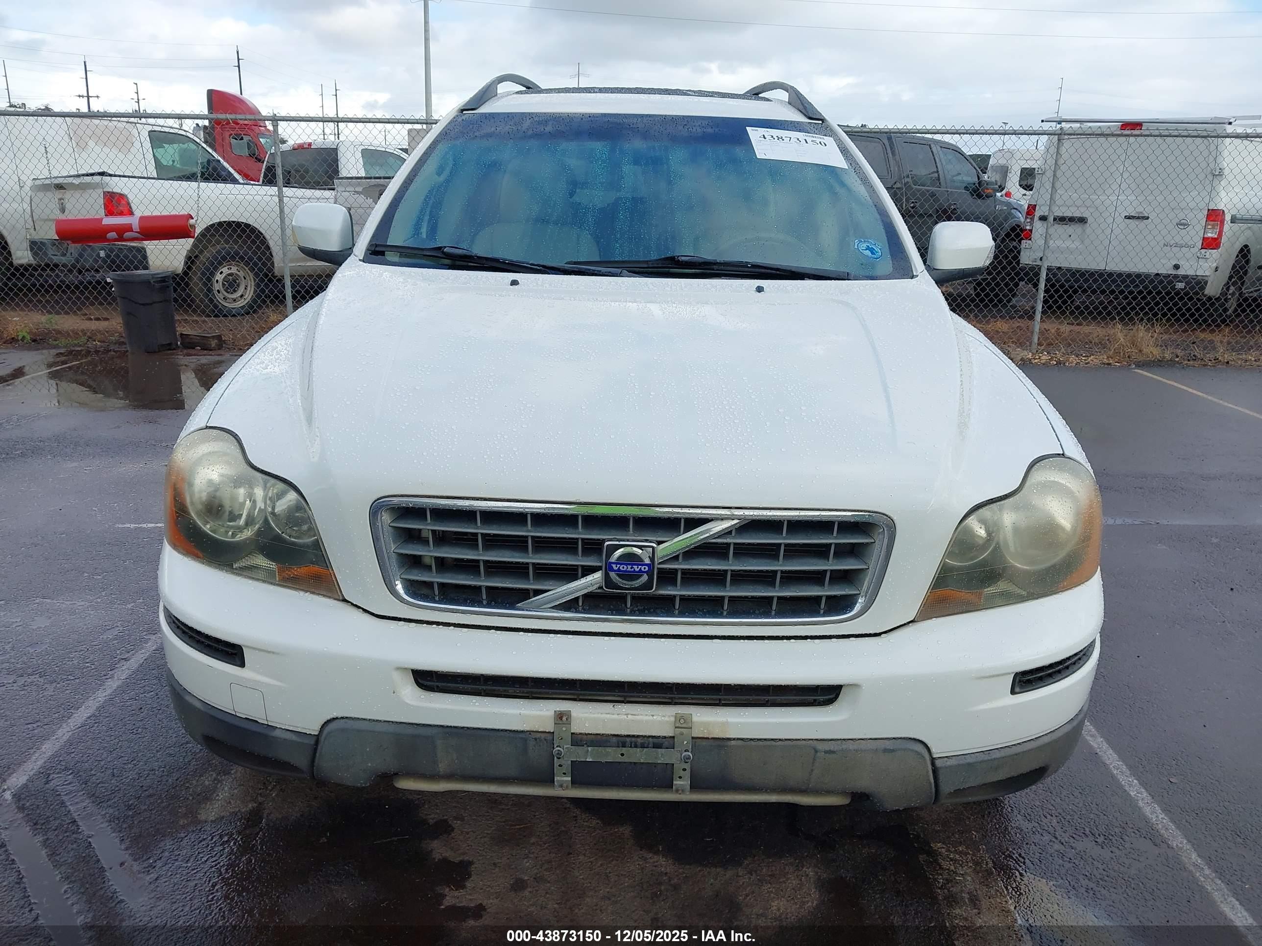VOLVO XC90 image 6