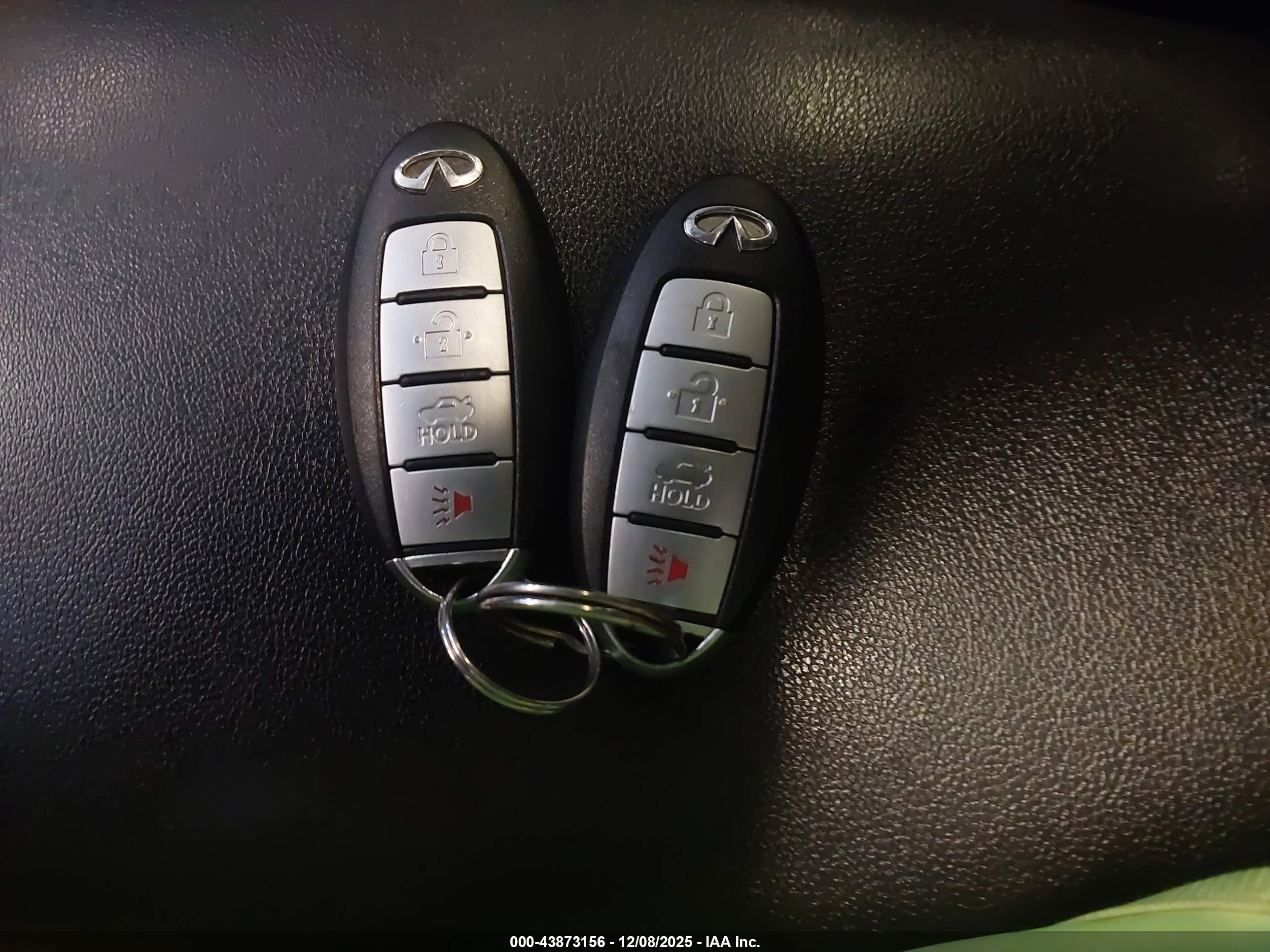 INFINITI Q50 image 11