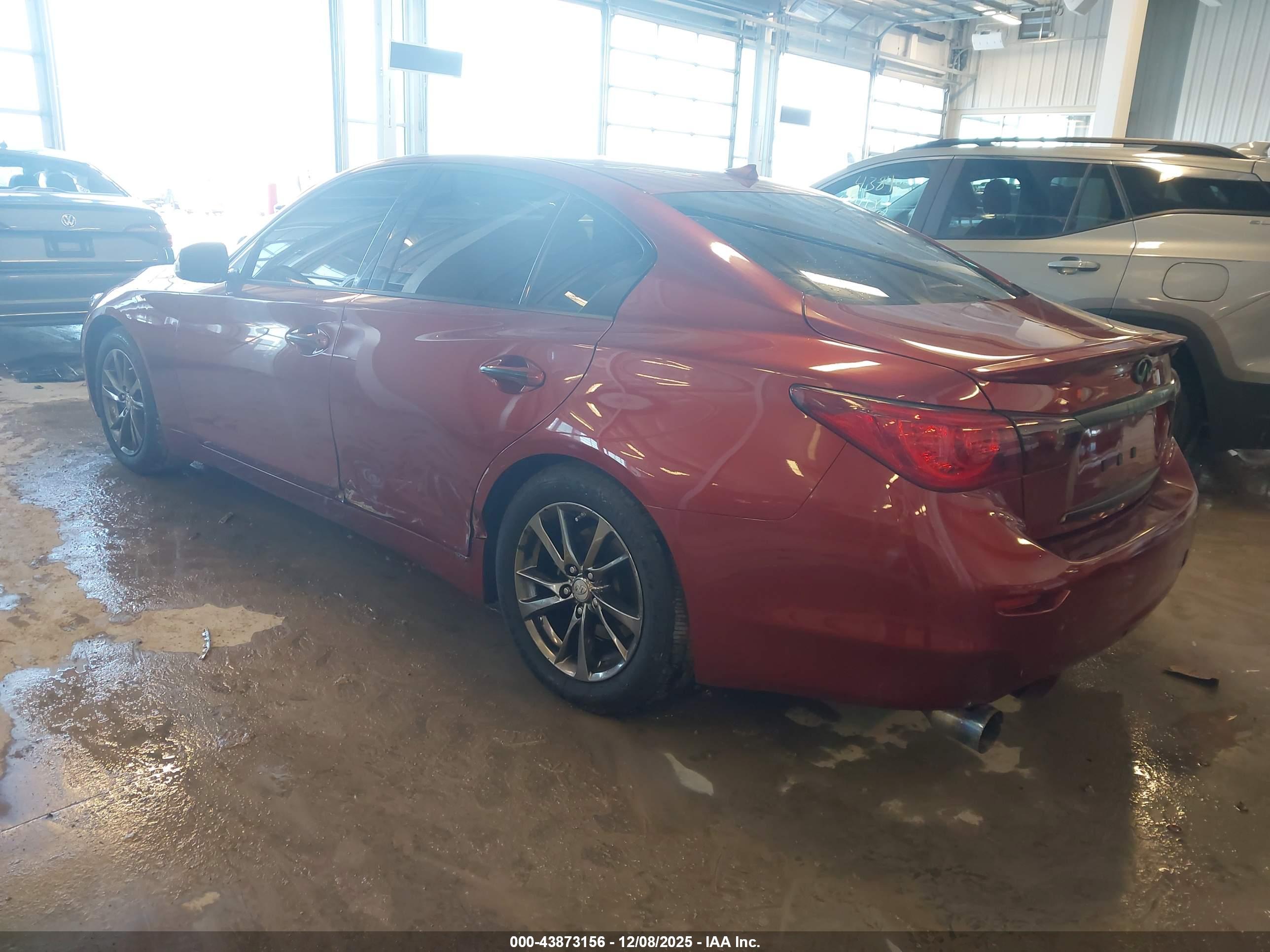 INFINITI Q50 image 3