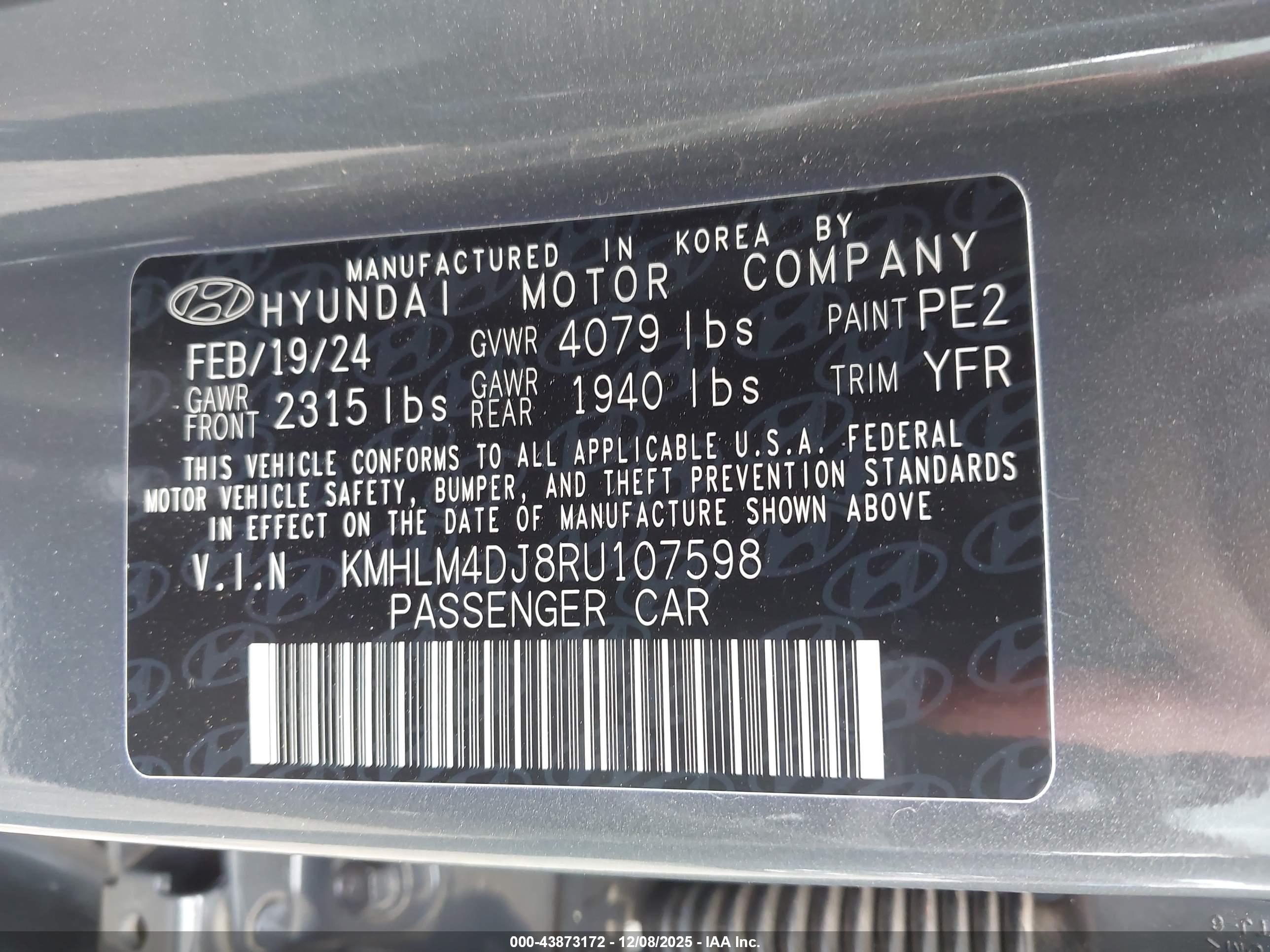 HYUNDAI ELANTRA image 9