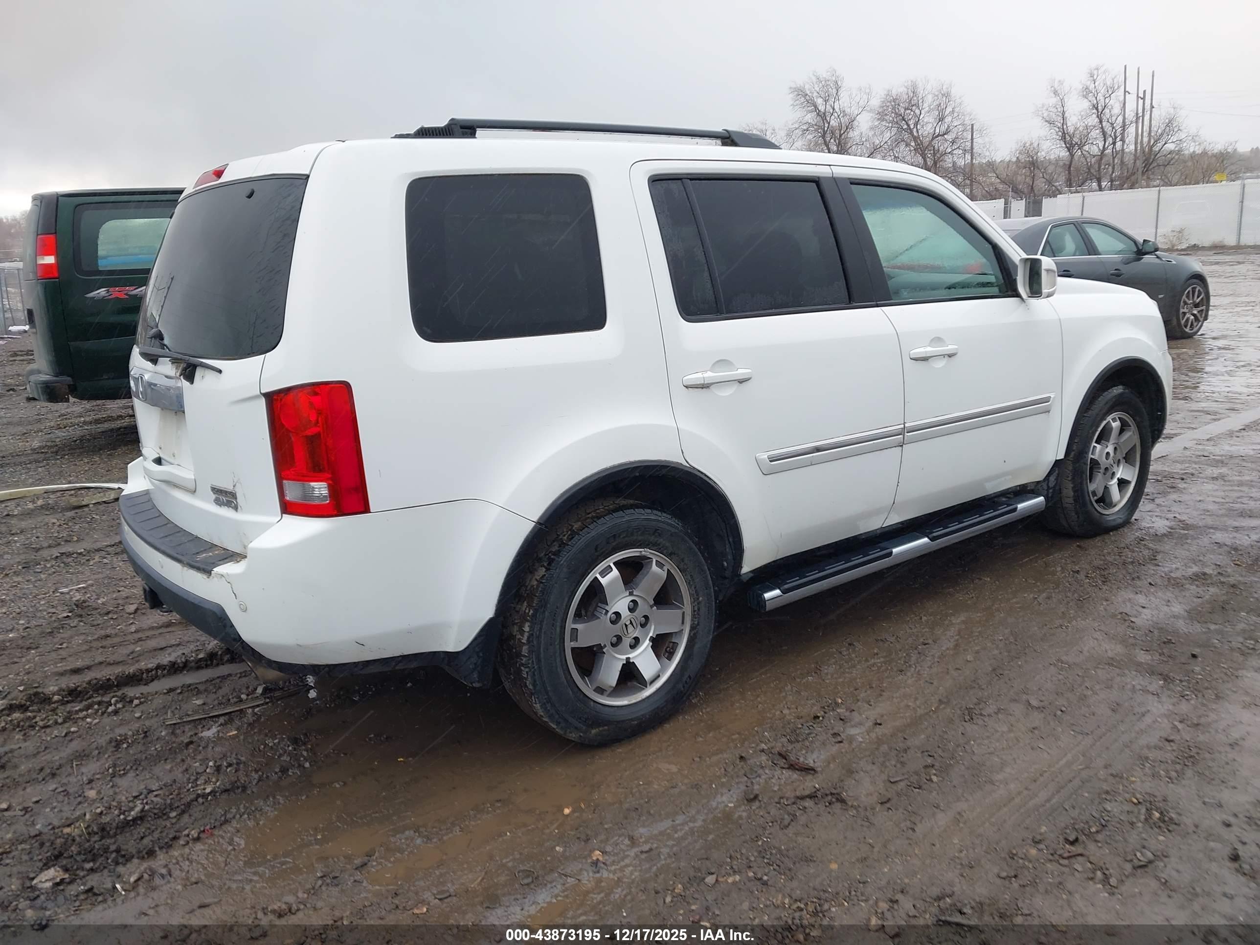 HONDA PILOT image 4