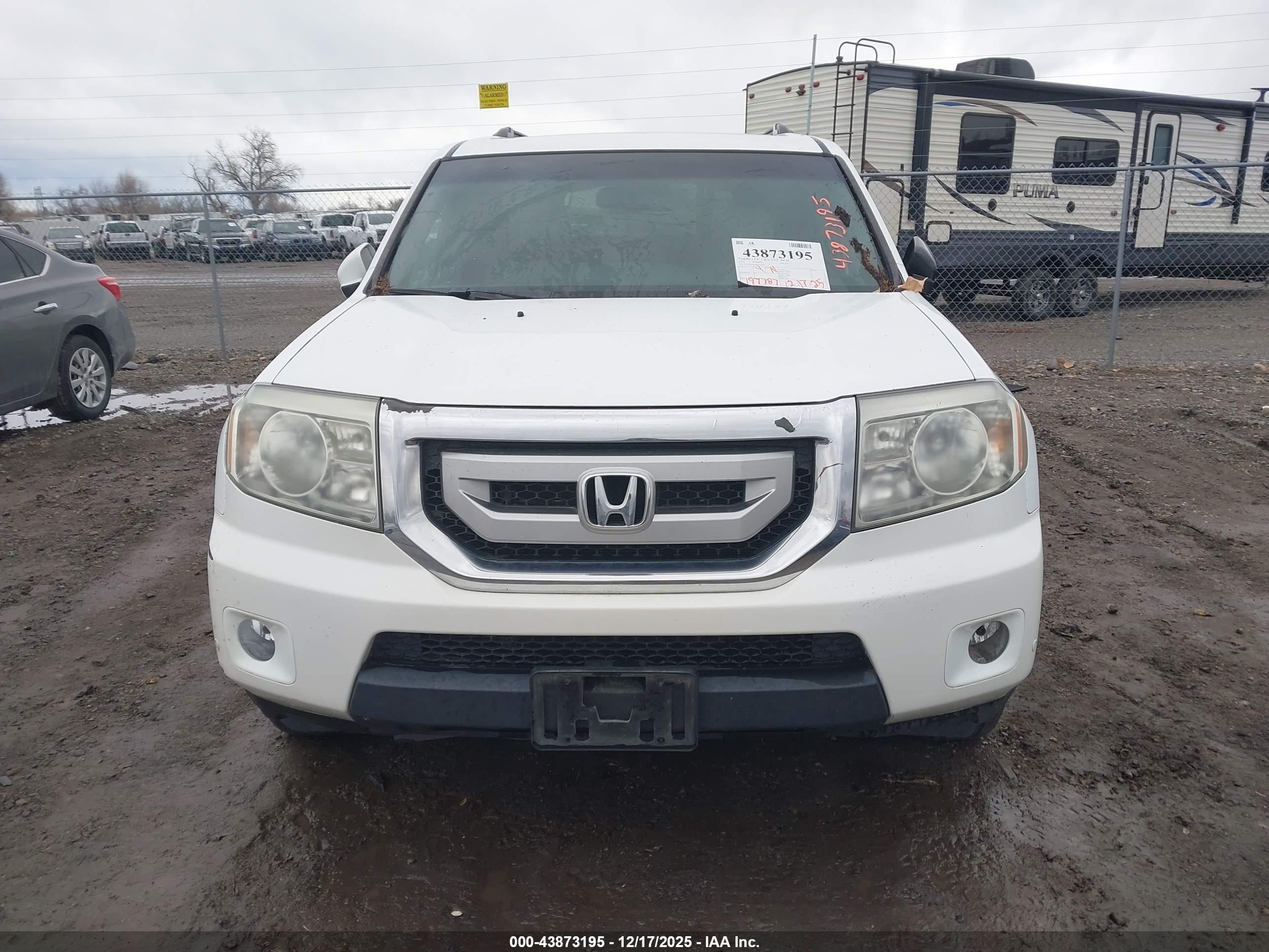 HONDA PILOT image 6