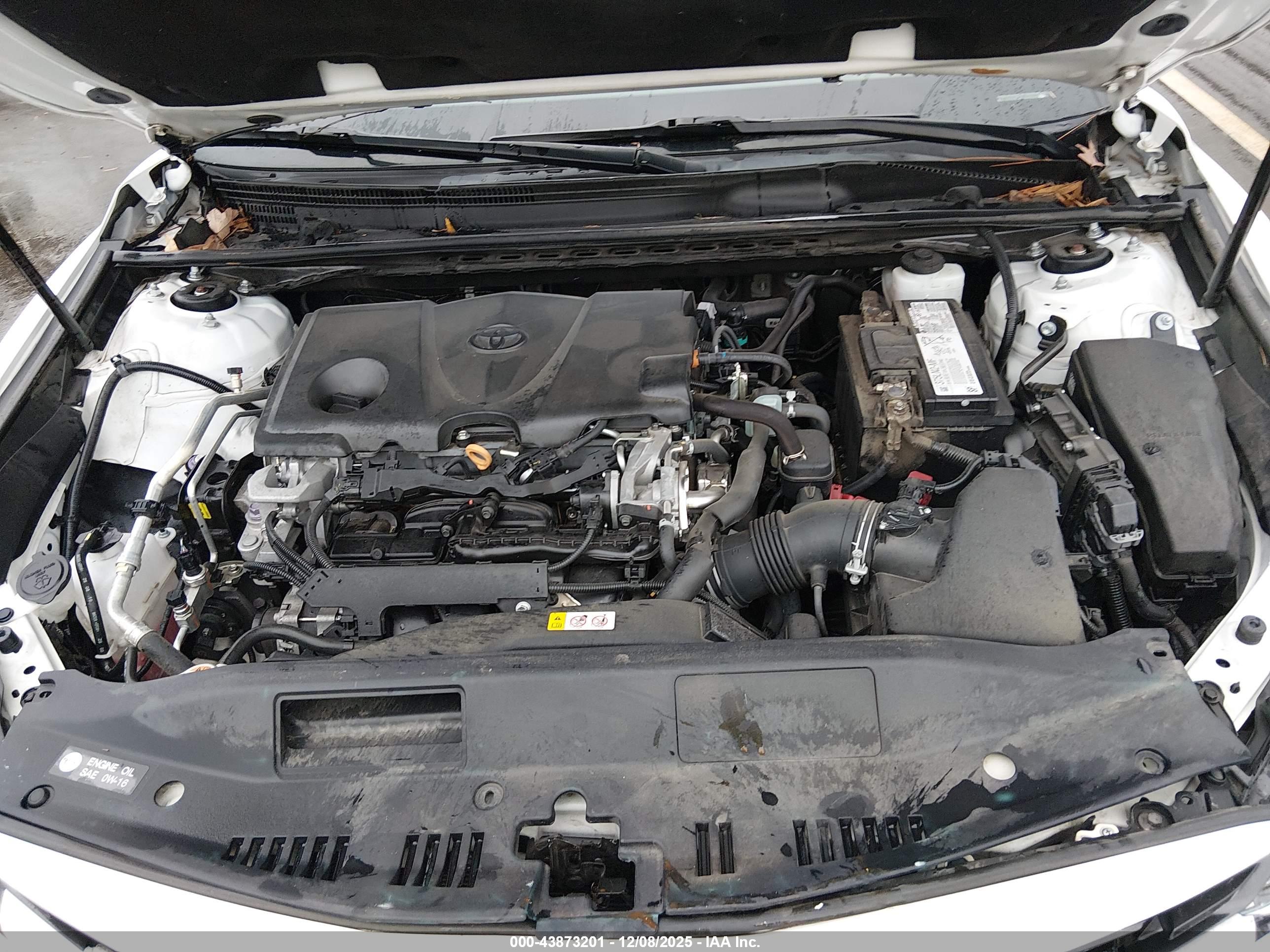TOYOTA CAMRY image 10