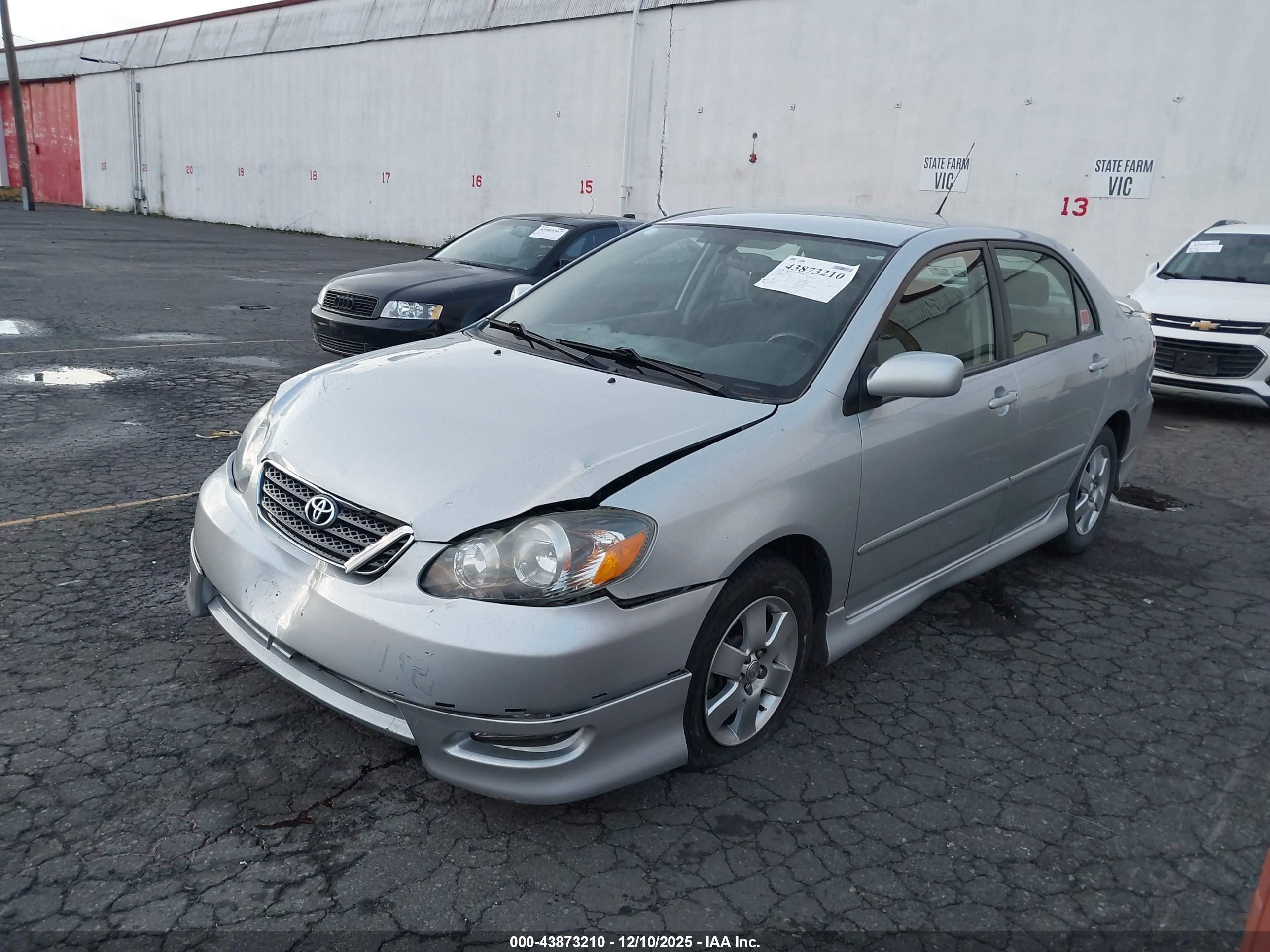 TOYOTA COROLLA image 2