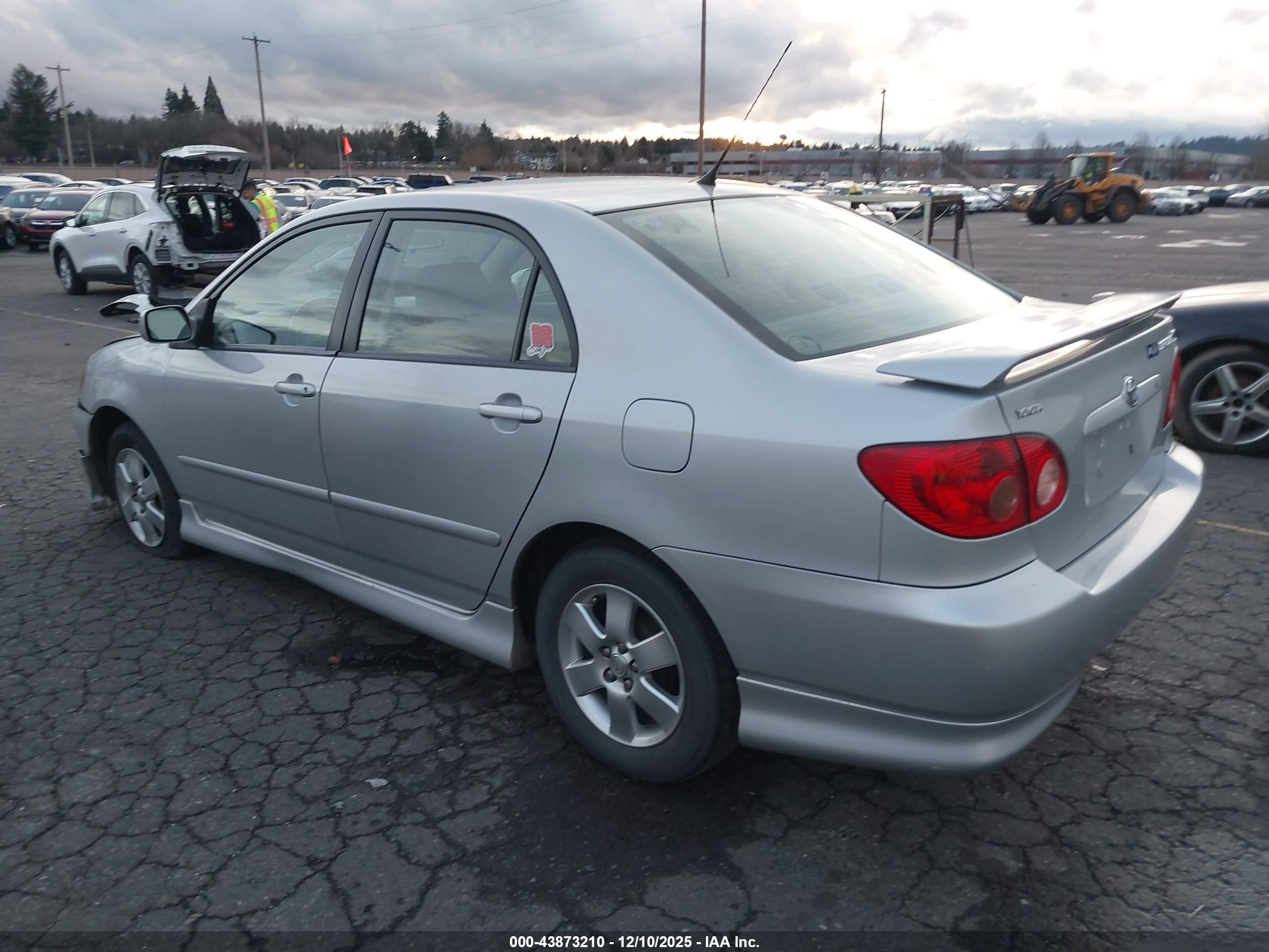 TOYOTA COROLLA image 3