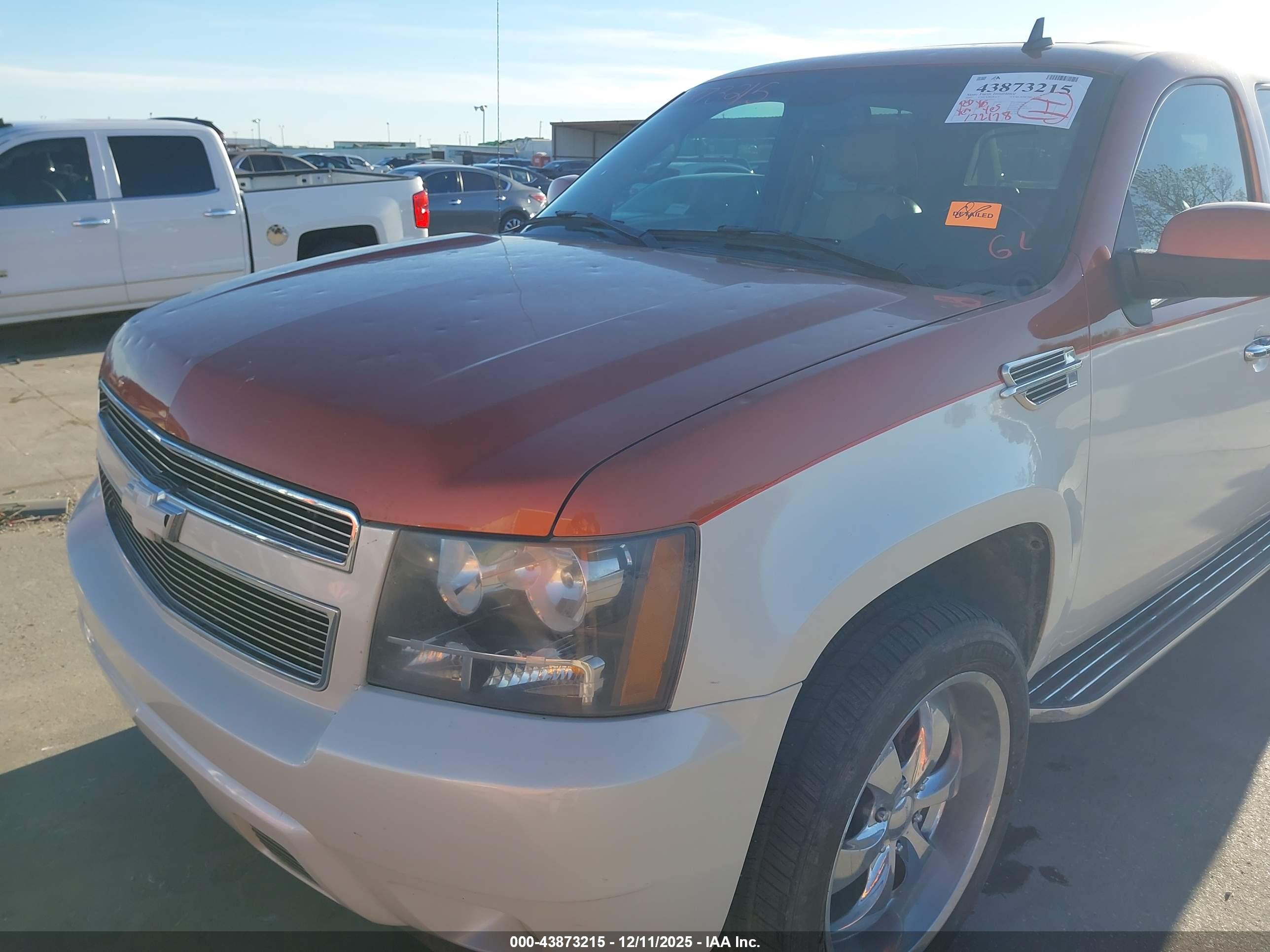 CHEVROLET AVALANCHE image 6