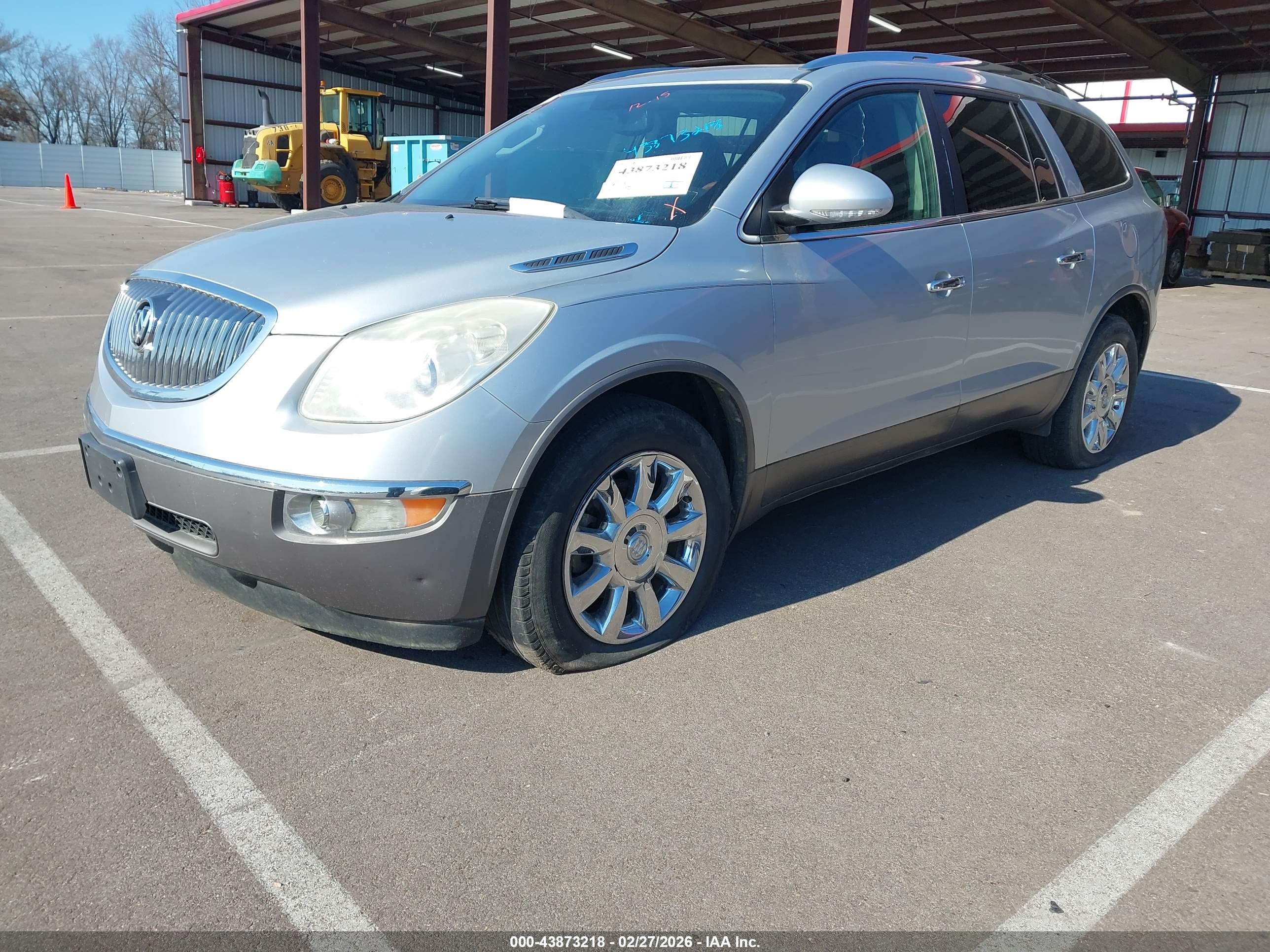BUICK ENCLAVE image 2
