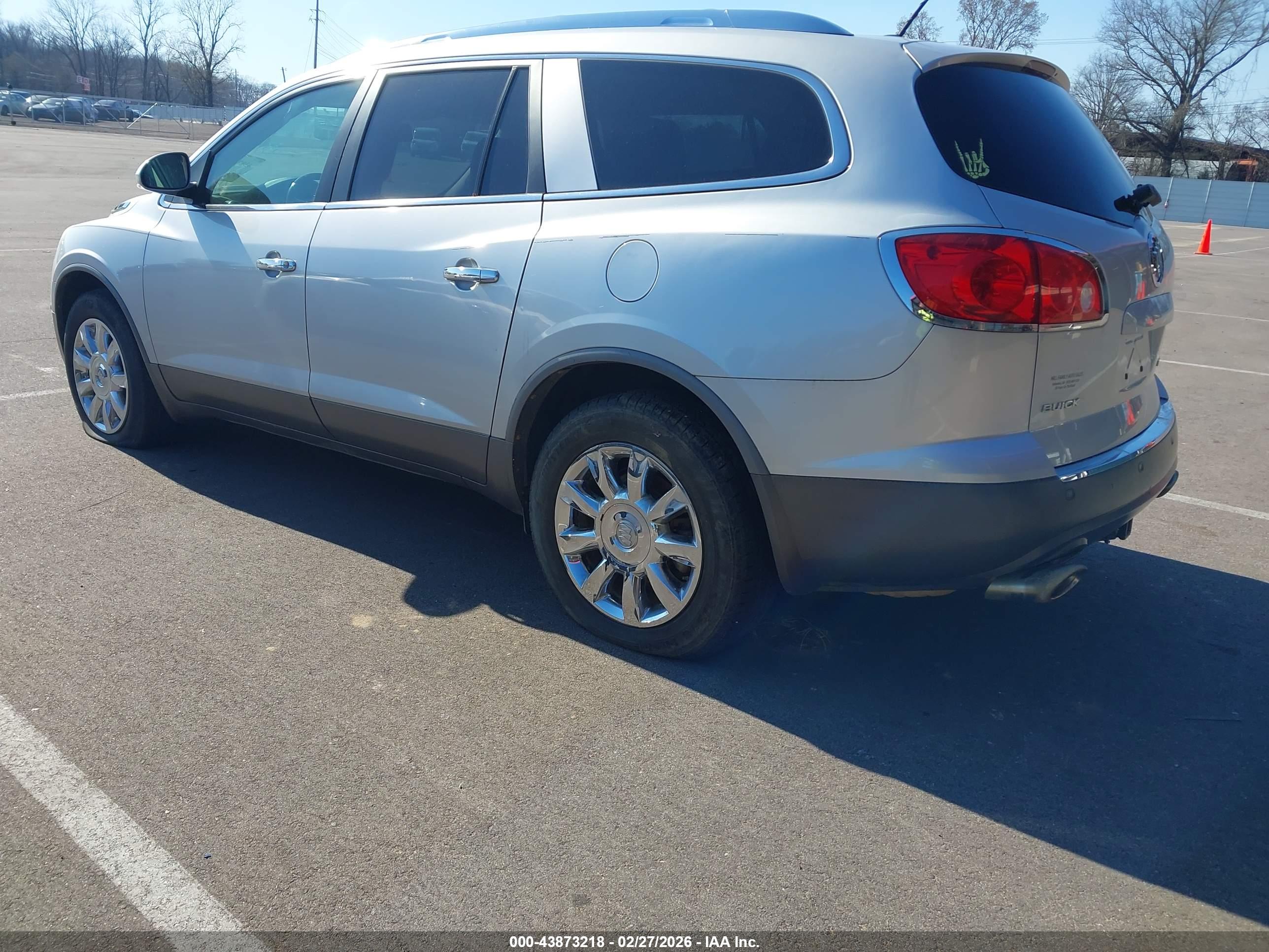 BUICK ENCLAVE image 3