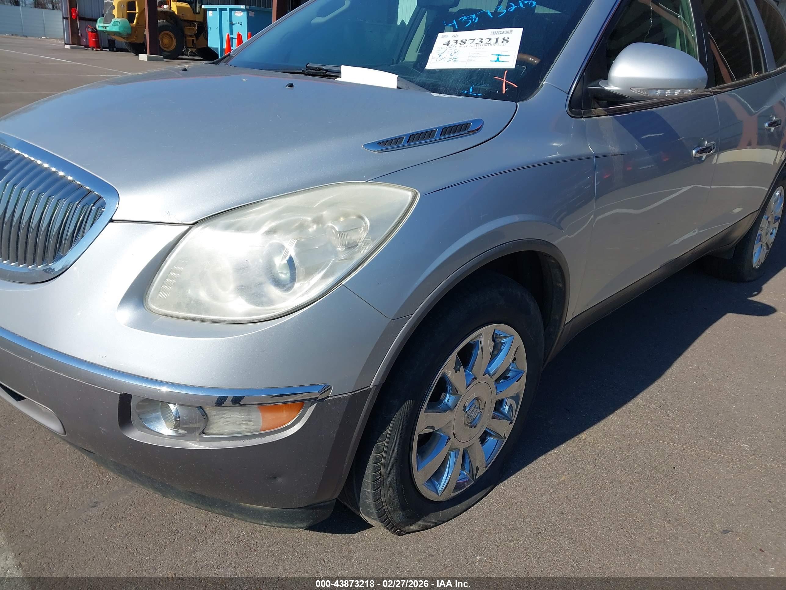 BUICK ENCLAVE image 6