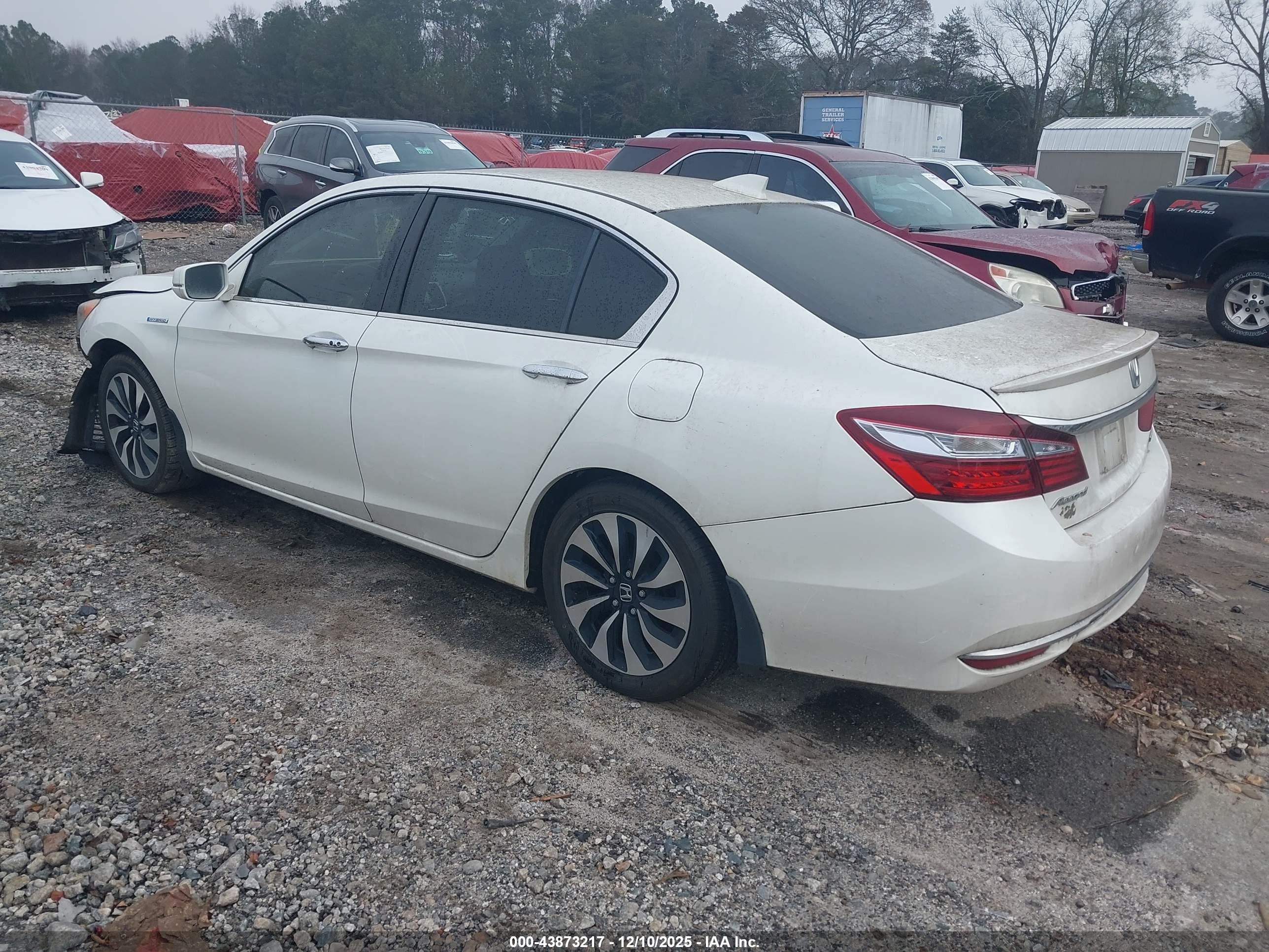 HONDA ACCORD image 3