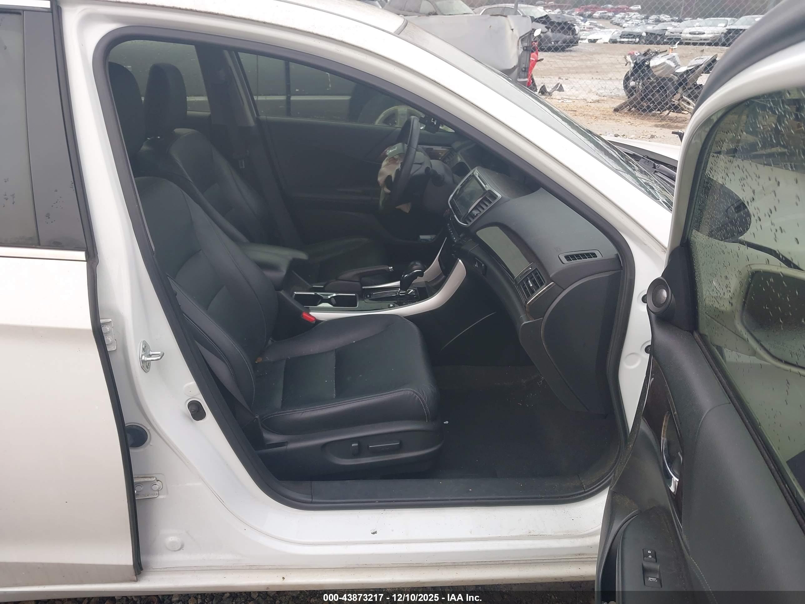 HONDA ACCORD image 5