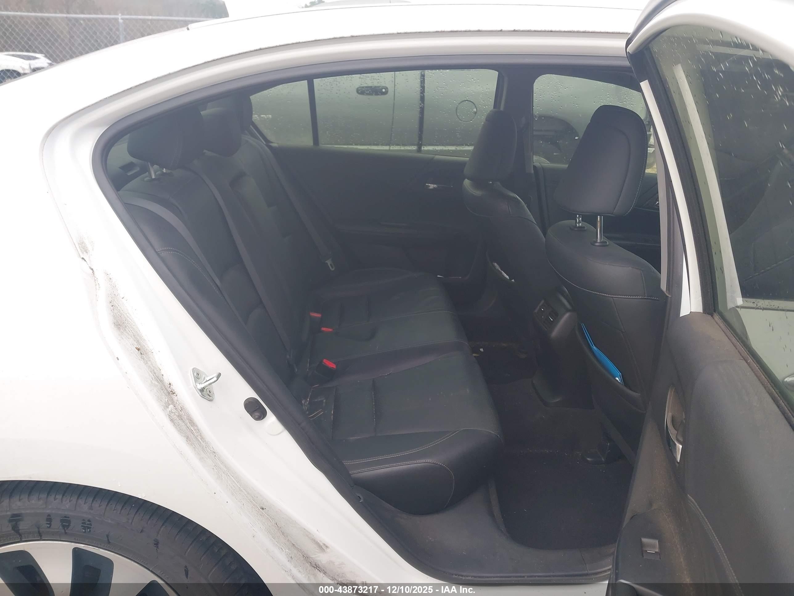 HONDA ACCORD image 8