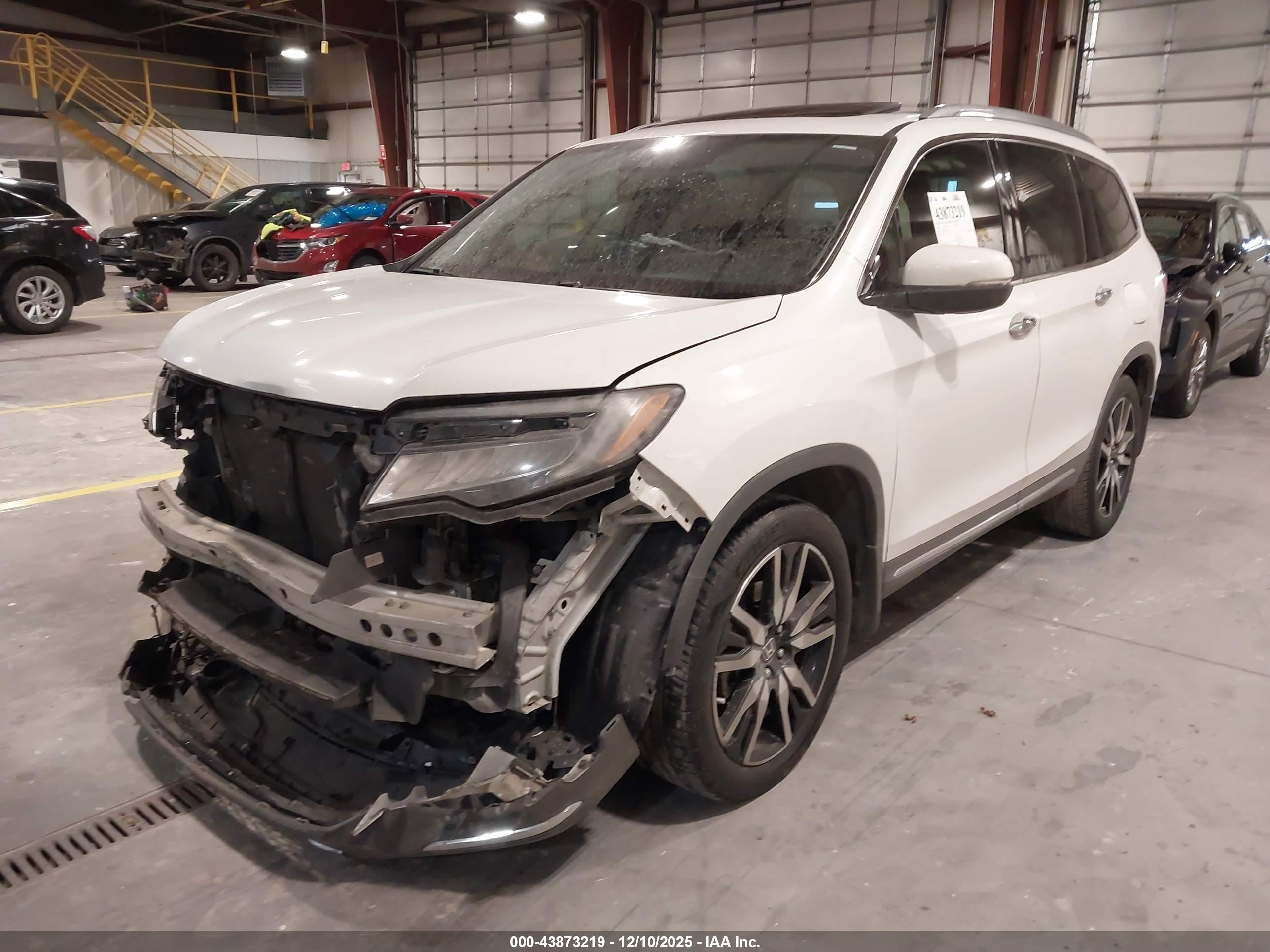 HONDA PILOT image 2