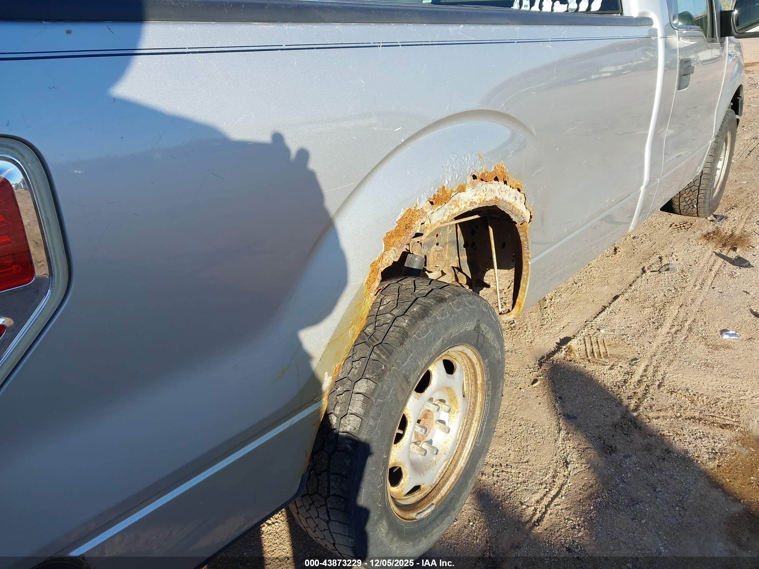 FORD F-150 image 6
