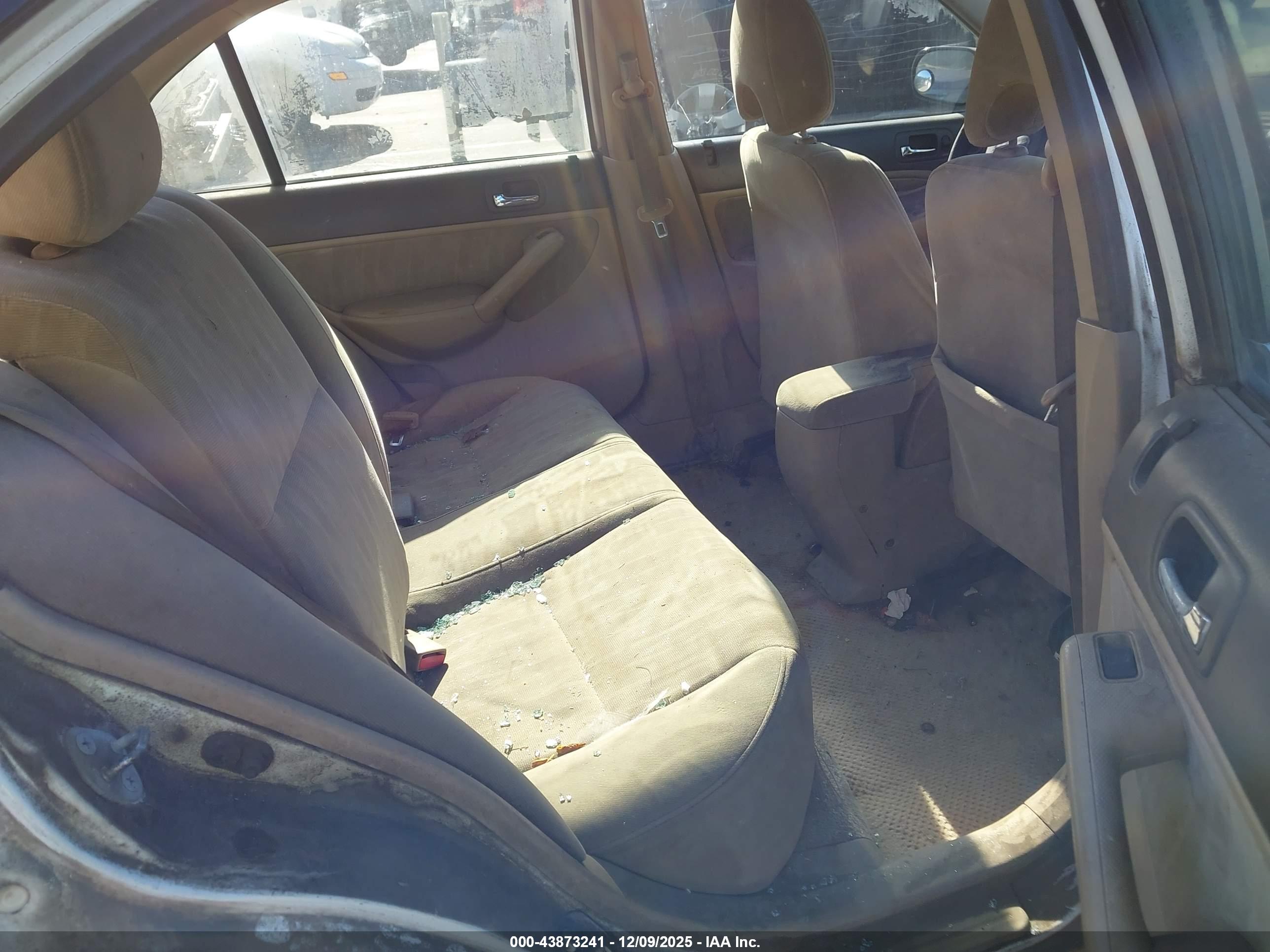 HONDA CIVIC image 8