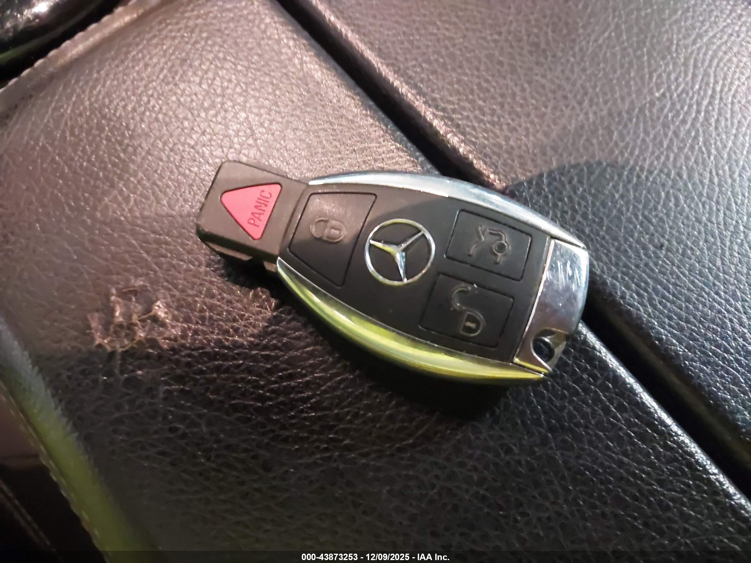 MERCEDES-BENZ GLS image 11