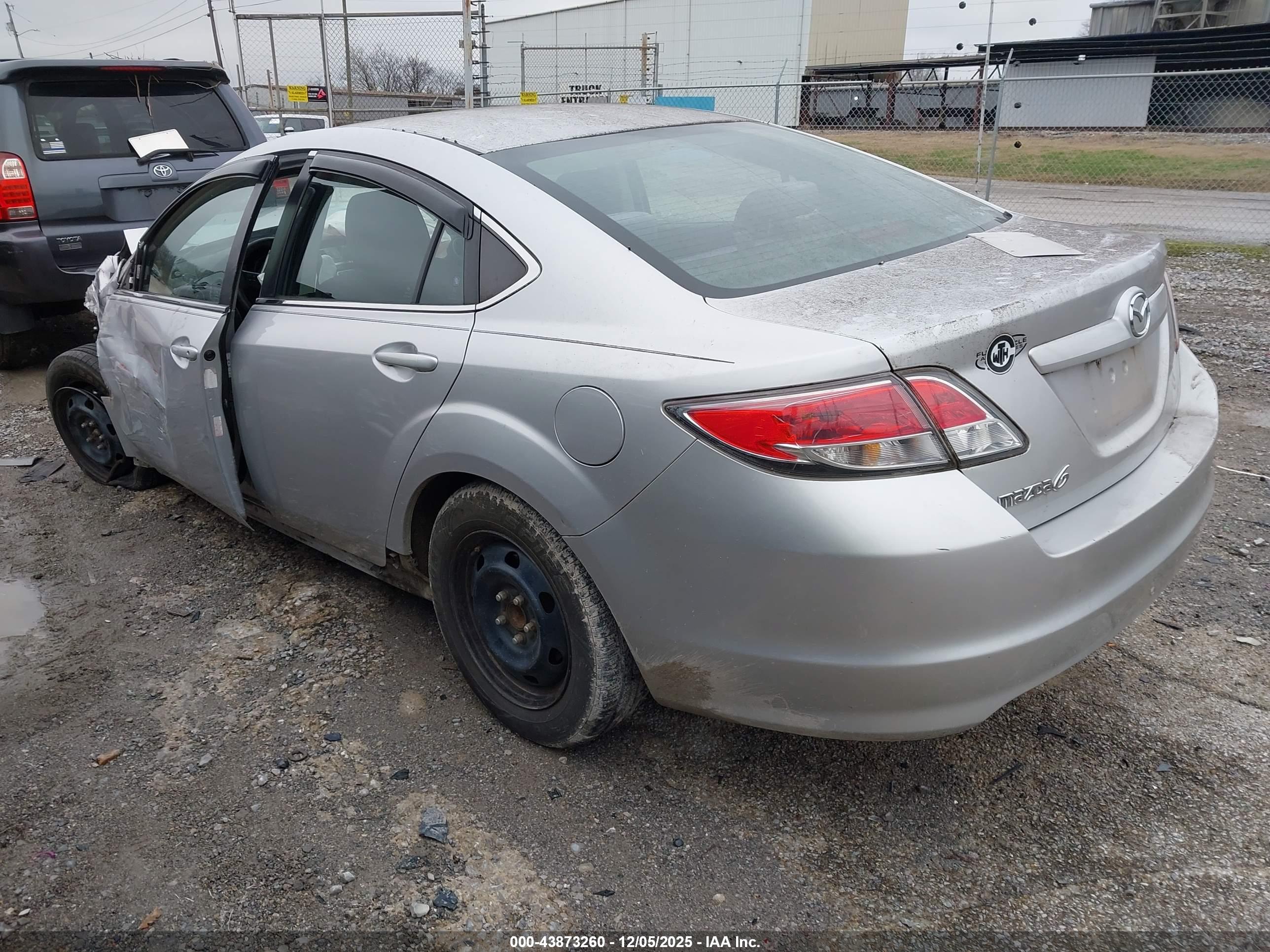 MAZDA MAZDA6 image 3