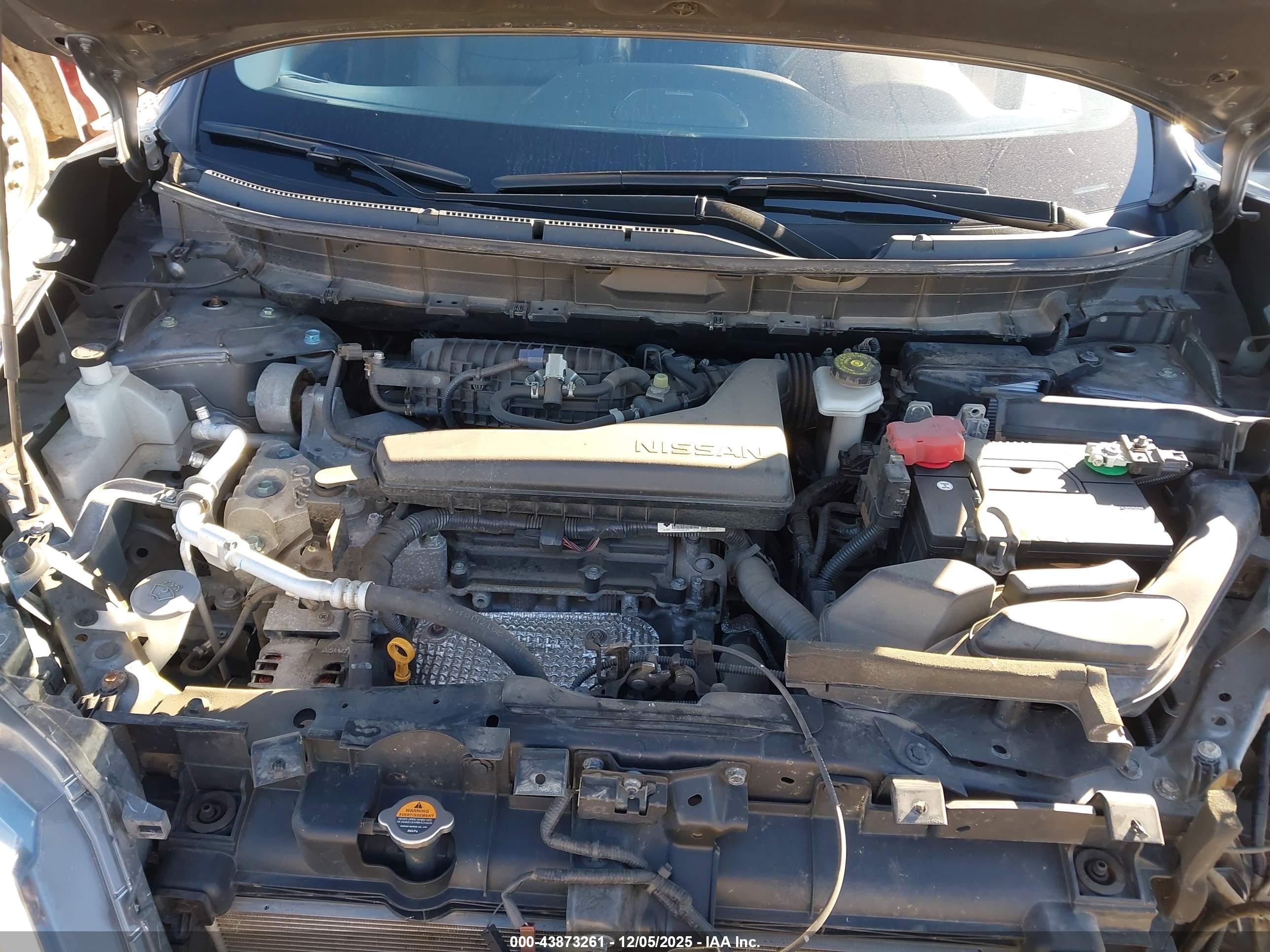 NISSAN ROGUE image 10