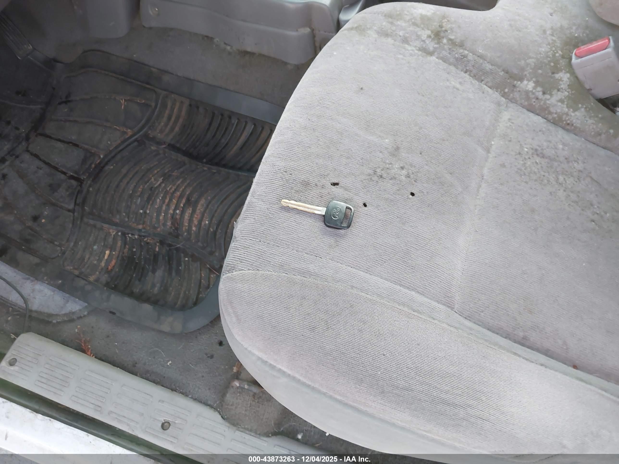 TOYOTA TACOMA image 11