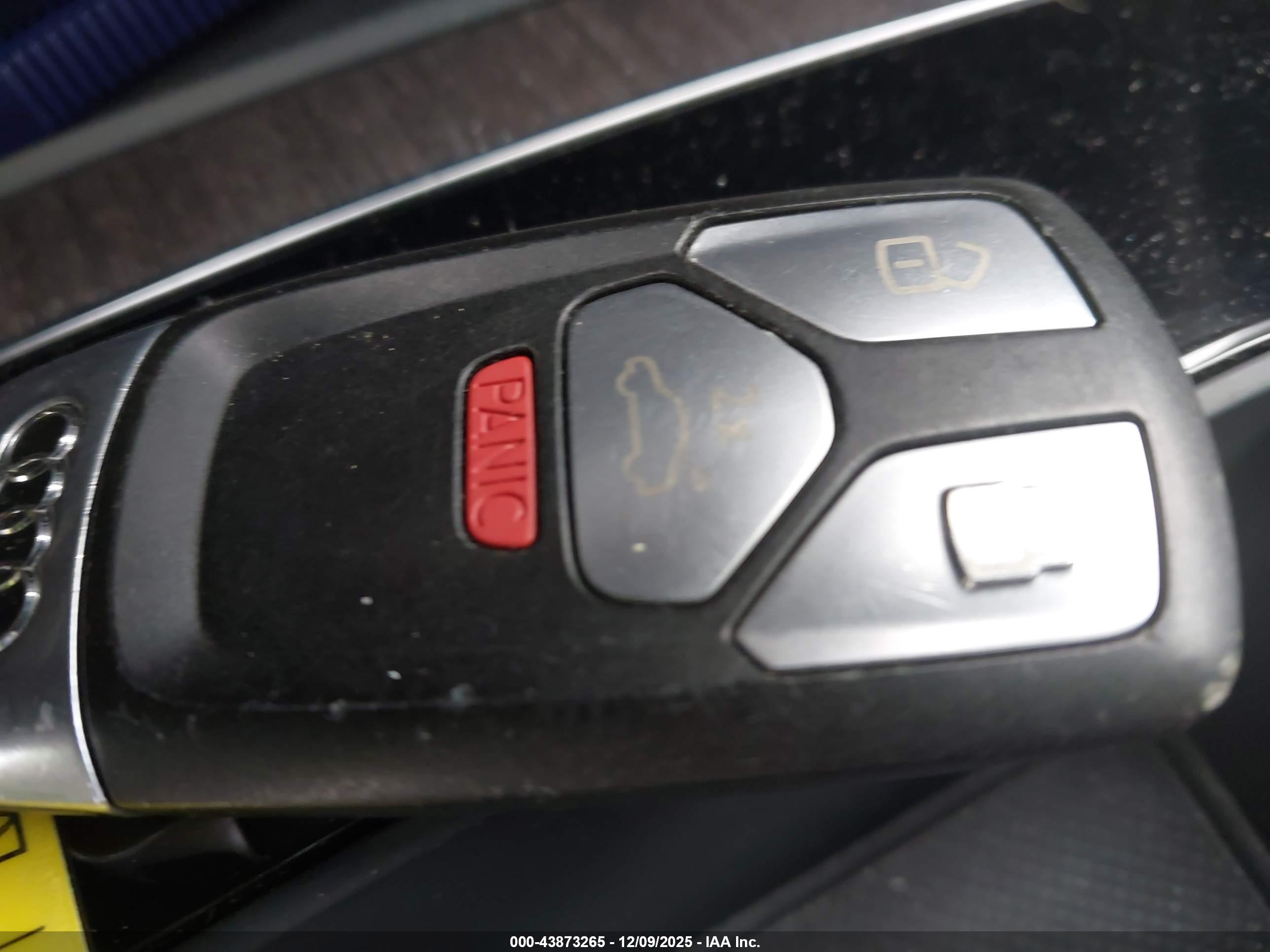 AUDI Q5 image 11