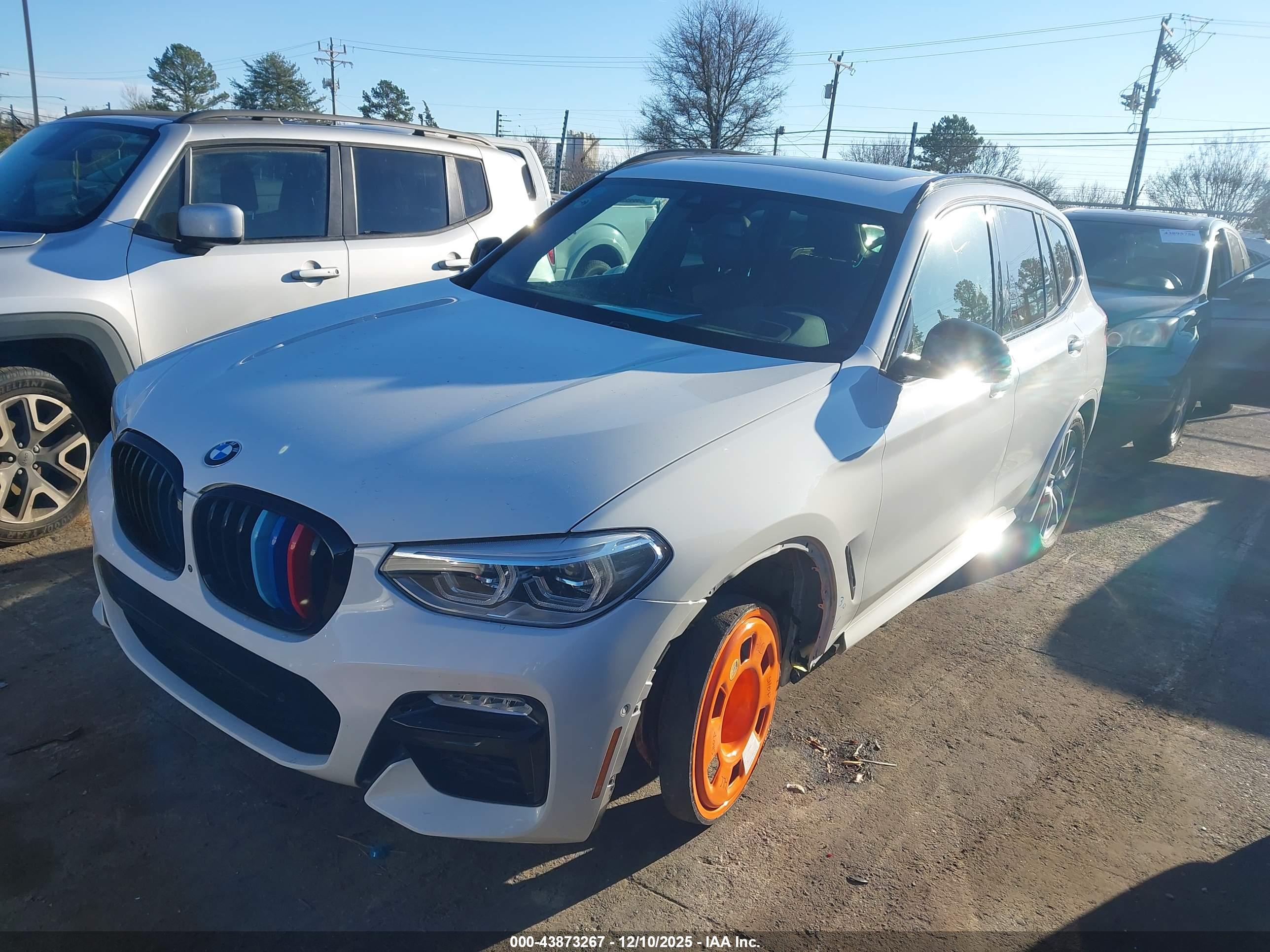 BMW X3 image 2