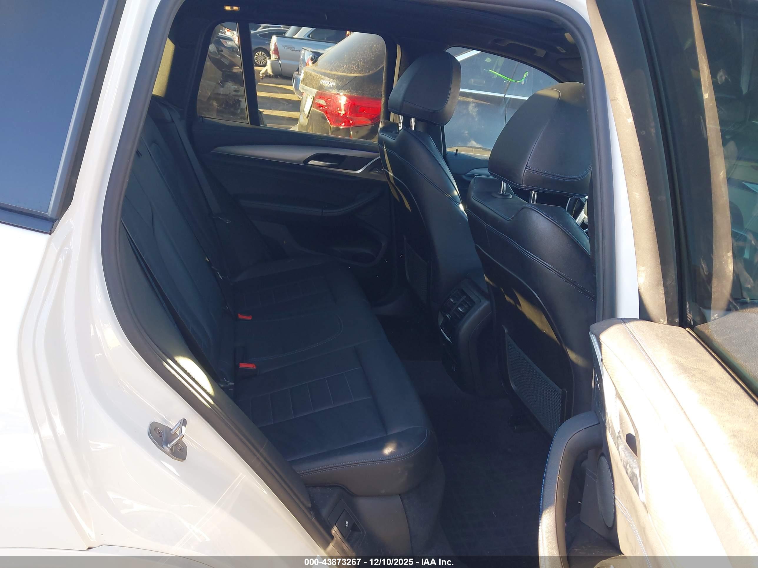 BMW X3 image 8