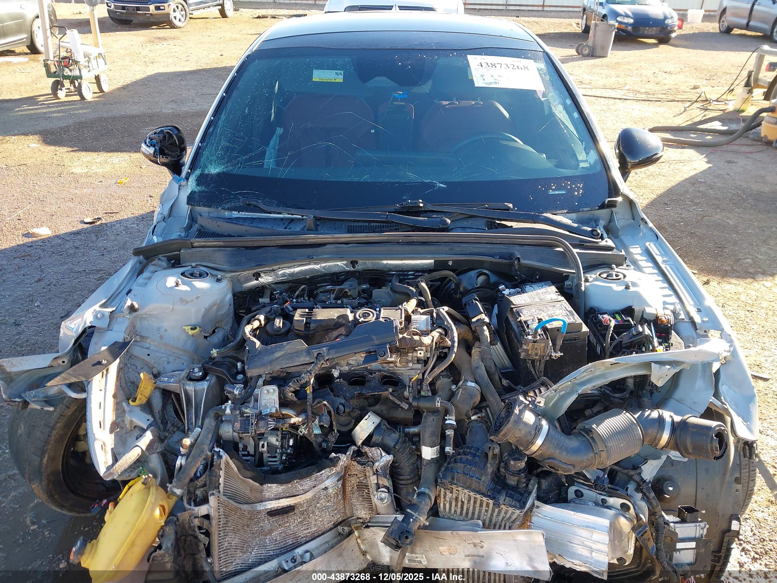 KIA K5 image 10