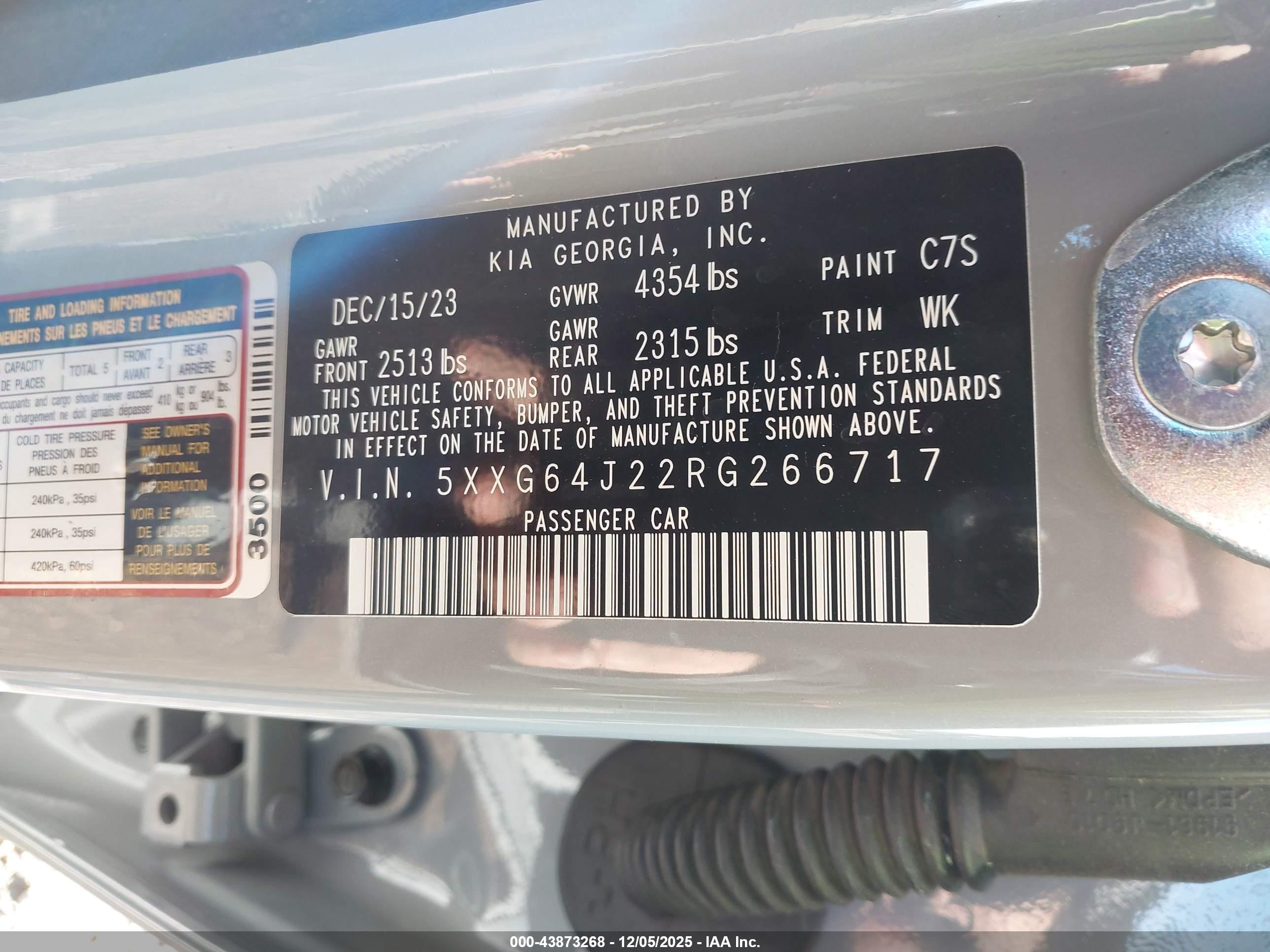 KIA K5 image 9