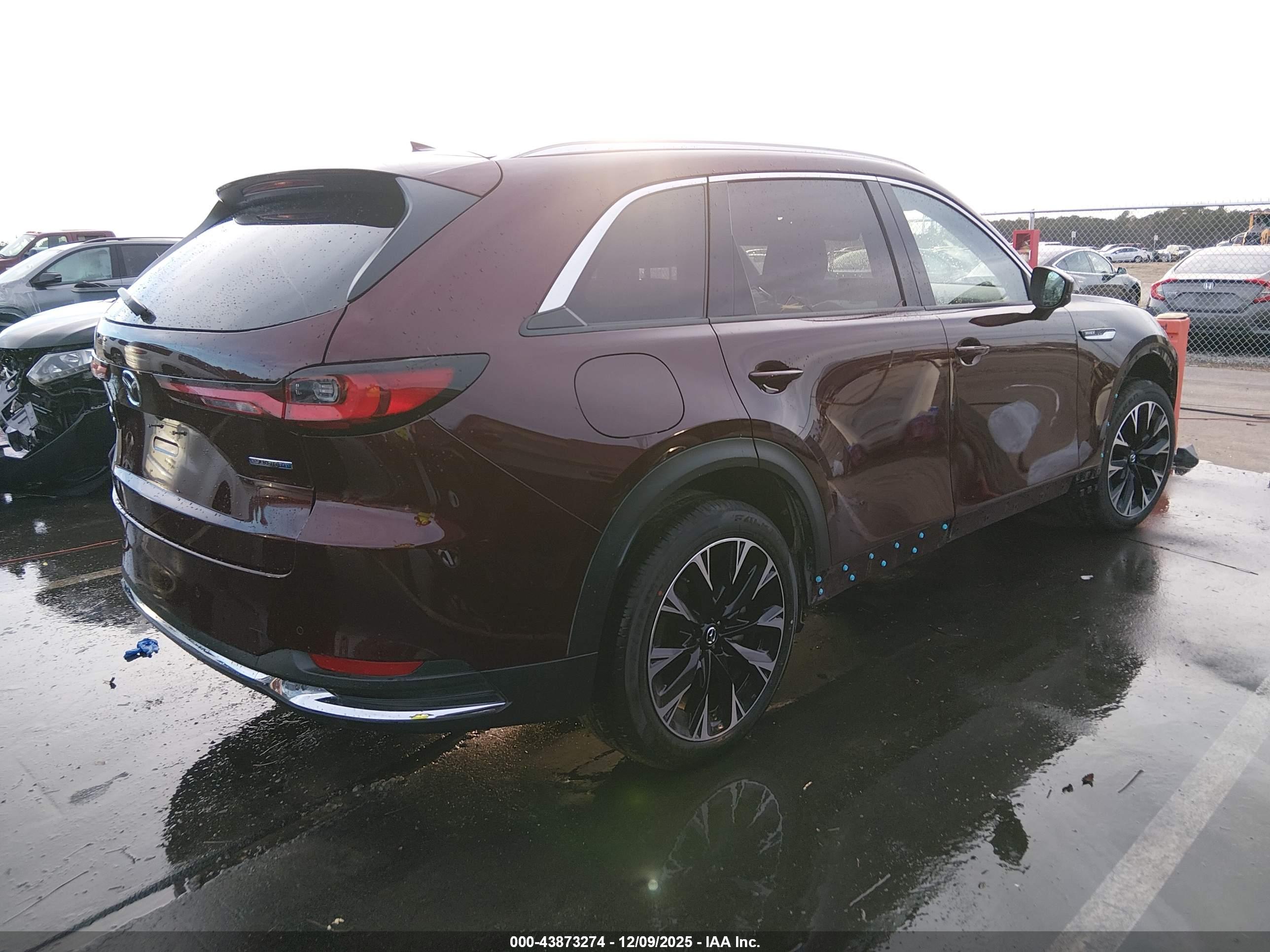 MAZDA CX-90 image 4