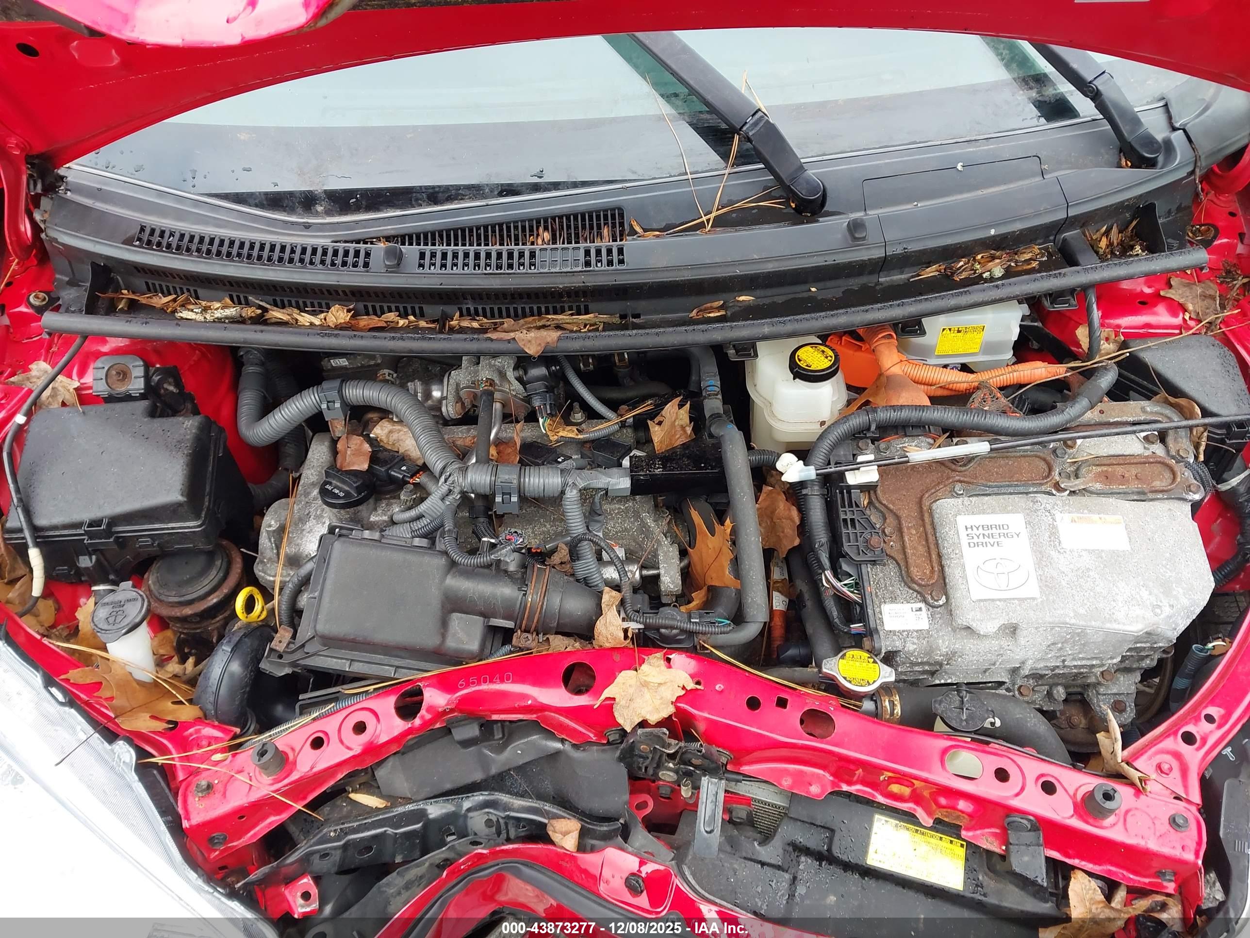 TOYOTA PRIUS image 10