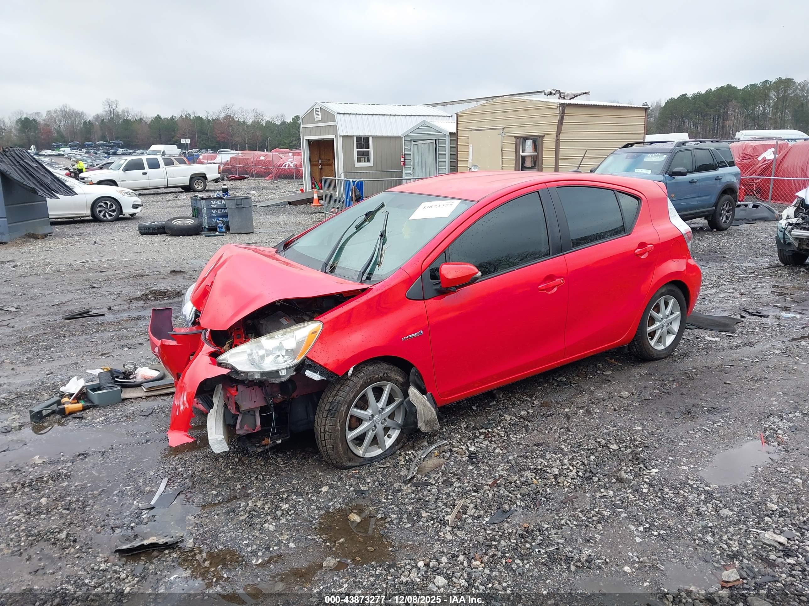 TOYOTA PRIUS image 2
